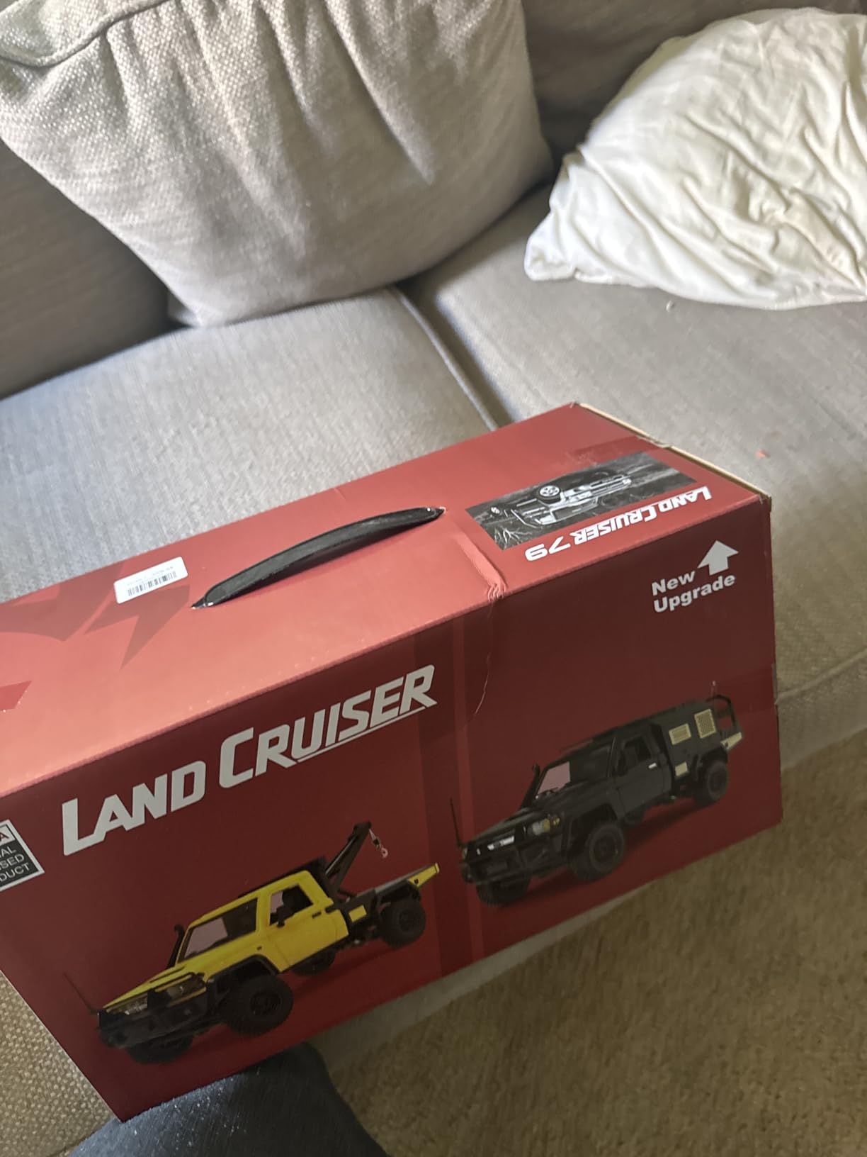 MN82 RC Rock Crawler, 2.4Ghz Toyota Remote Control Truck, 4WD 2 Speeds Switch RC Crawler Off-Road Pick-up with 2 Upgraded 1200mah Battery, 1/12 Scale Trucks (with Gift) customer photo 2