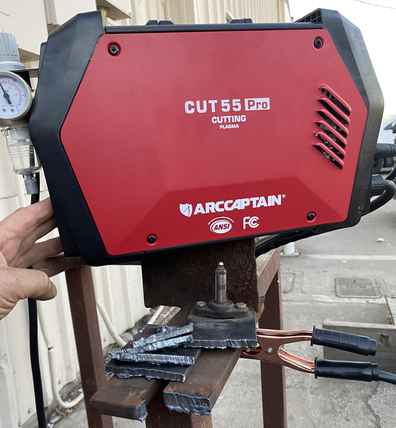 ARCCAPTAIN iControl CUT55 Pro Plasma Cutter Machine, 55Amp, 120V/240V customer photo 2