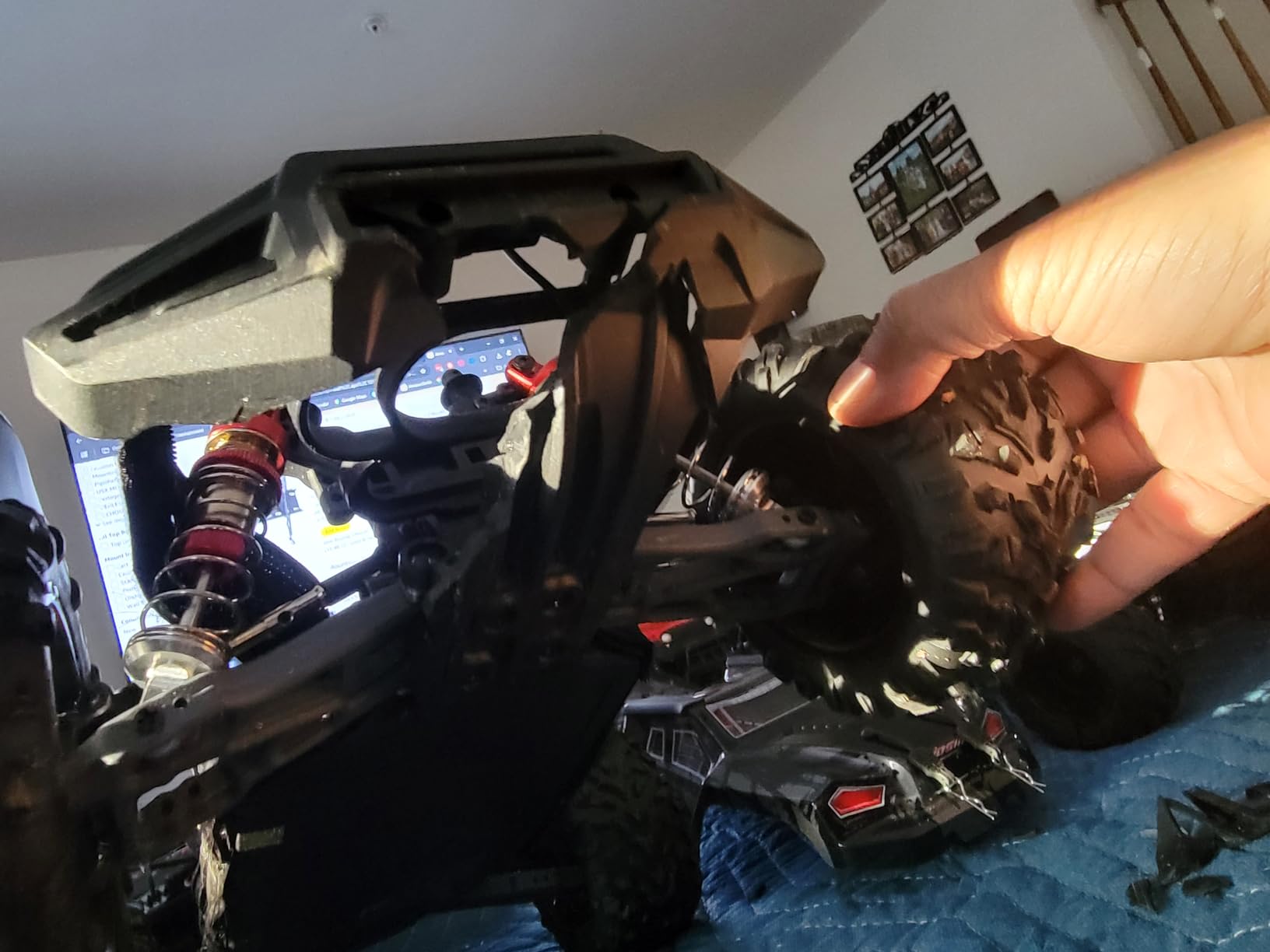 Hosim 1:8 Brushless RC Cars for Adults 50+MPH, VEXARO Hobby RC Trucks customer photo 1