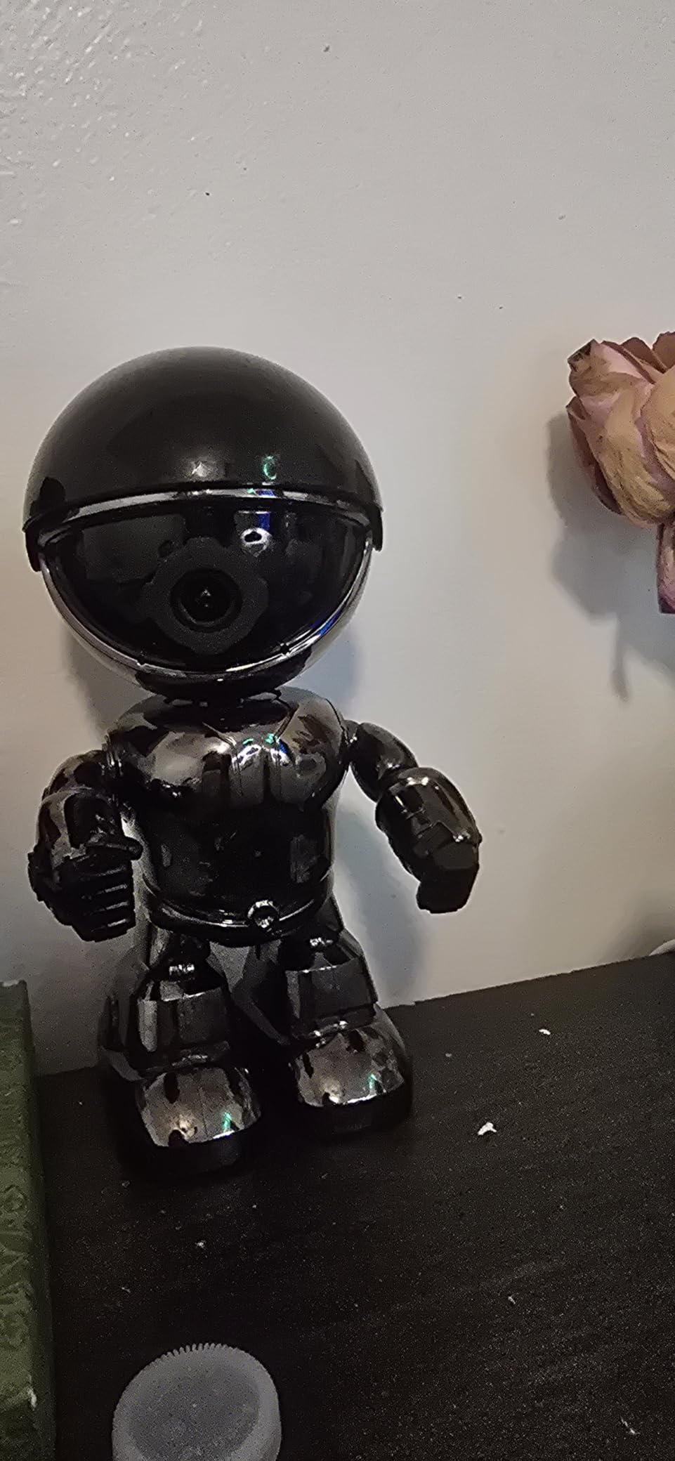 Chpuss Indoor Camera Robot, 2k 5g/2.4ghz WiFi Pet Robot Cam with Phone App EseeCloud, 360 PTZ Nanny Cam Dog Cam with Audio/Video, Spy Camera 2-Way Audio Motion Tracking 7/24 Night Vision customer photo 1
