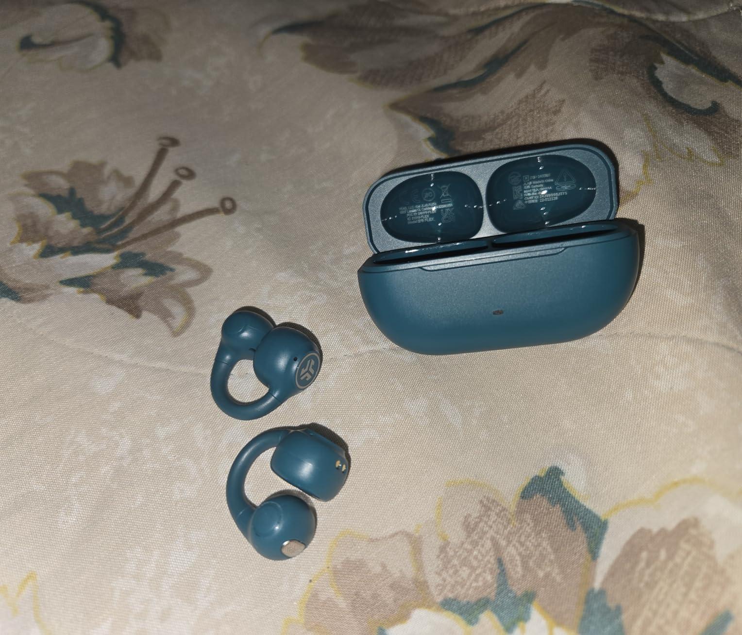 JLab, Flex, Open Ear Earbuds, Clip On Wireless Bluetooth Earbuds, Open Ear Headphones, Teal customer photo 2