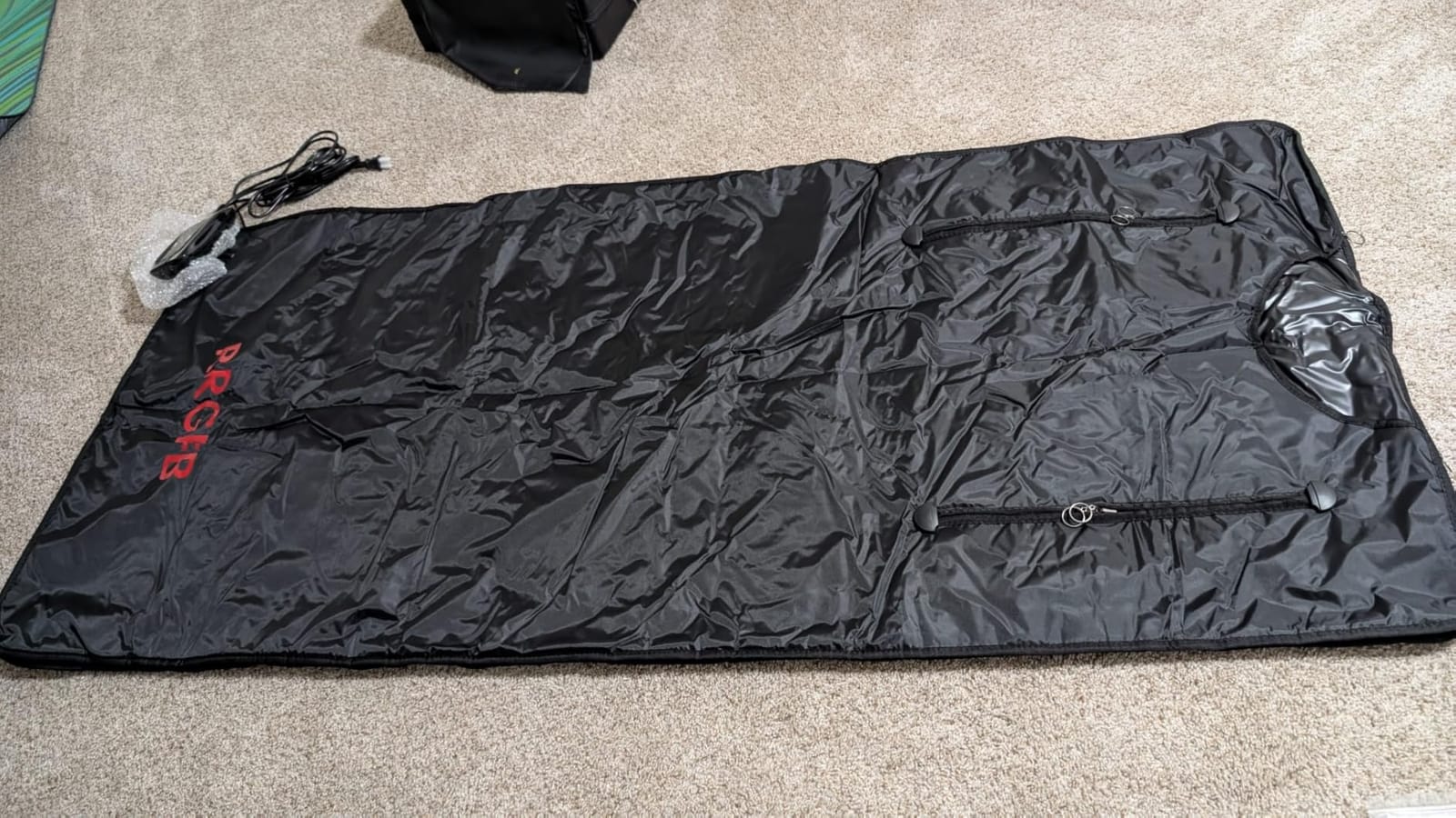 Infrared Sauna Blanket for Home Detox, Portable, 6 ft x 2.6 ft customer photo 2