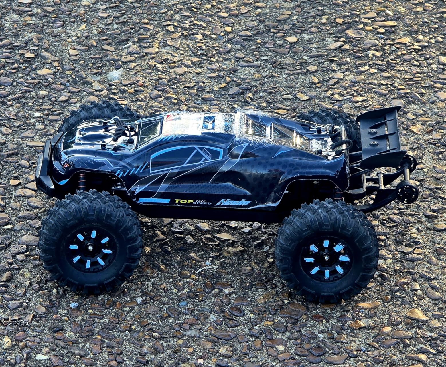 Hosim 1/10 Off Road RC Cars Fast 68KM/H, RTR Brushless RC Car for Adults customer photo 1