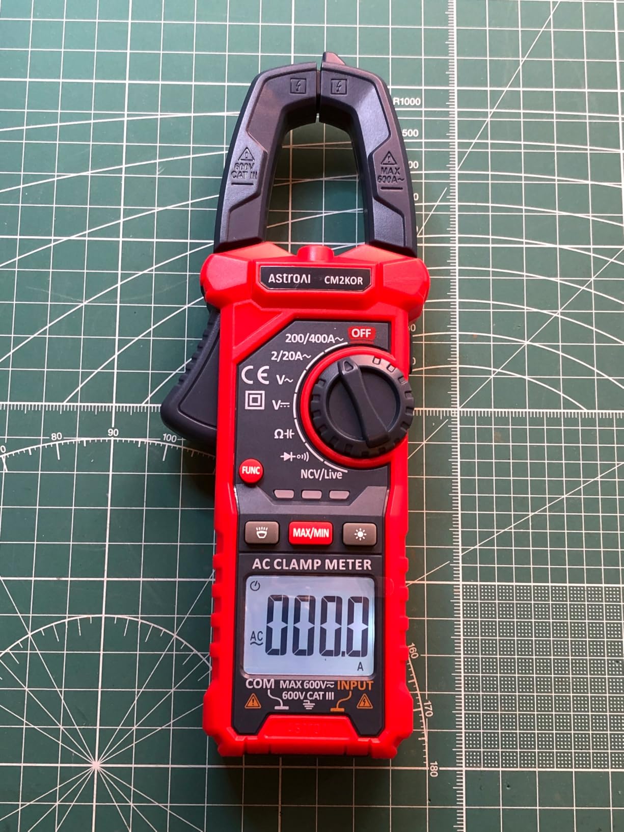 AstroAI Digital Clamp Meter Multimeter 2000 Counts Amp Voltage Tester Auto-ranging with AC/DC Voltage, AC Current, Resistance, Capacitance, Continuity, Live Wire Test, NCV, Black customer photo 2
