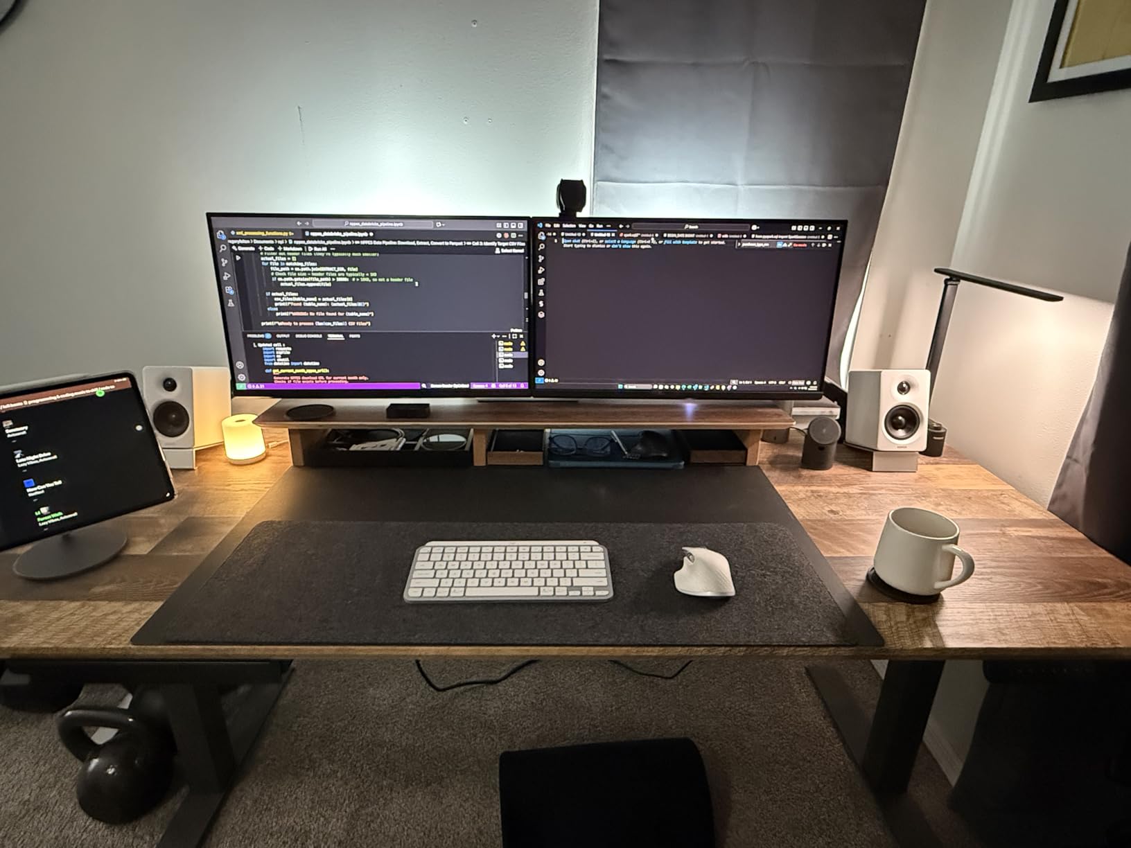 BenQ MA270U 27” 4K 3840x2160 Monitor for MacBook® Pro/Air, Dual USB-C, 90W Power Delivery, Mac Color Match, USB Hub, Brightness & Volume Control on Mac, Height & Tilt Adjustable Stand, P3 Color Gamut customer photo 2