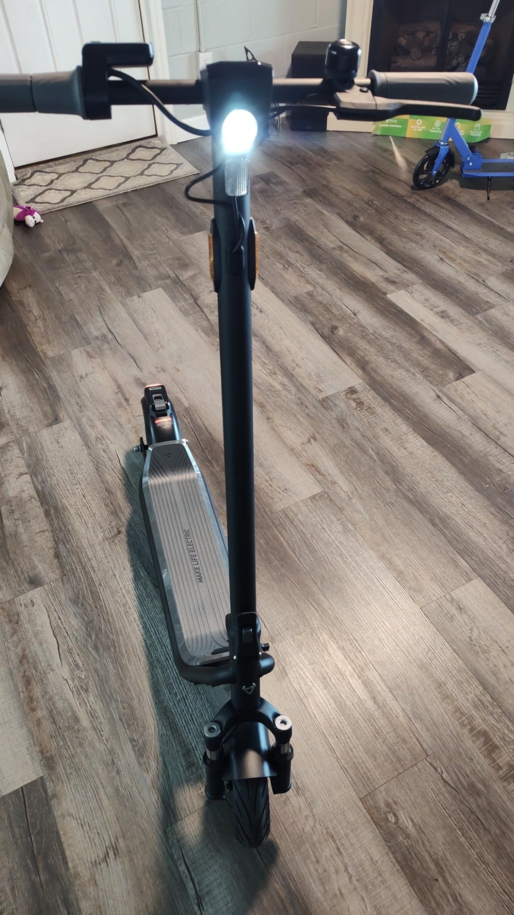 NIU 100P/100F/300P/300X Electric Scooter Adult - E Scooter with Suspension, 600-1000W Peak Power, 18-37.3 Miles Max Range, Top Speed 17.4-23.6MPH, Commuting E-Scooter customer photo 2