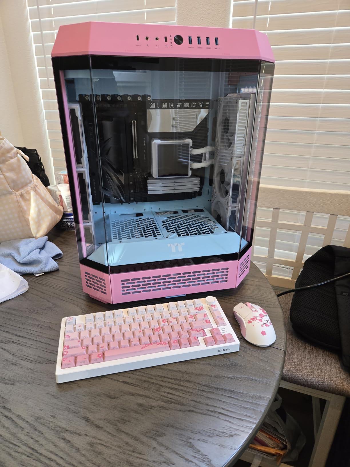 Thermaltake Tower 600 Hydrangea Blue Mid-Tower ATX Case; 3 Tempered Glass Panels; Hidden-Connector Motherboard Support; Rotational PCI-e Slots; CA-1Z1-00MFWN-00; 3 Year Warranty customer photo 1