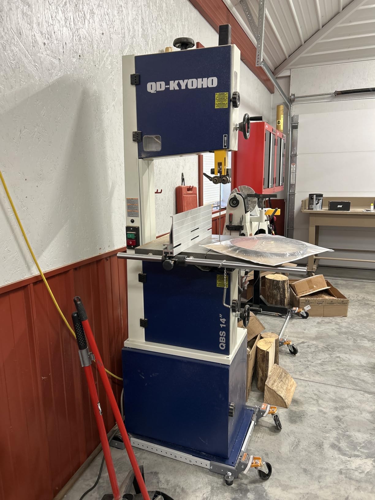 Band Saw, 10-Inch Bandsaw for Woodworking, 1515 & 3280 FPM Dual-Speed Bandsaw, 1/2 HP，120 V 5.3-Amp Motor, Band Saws with Double-Sided Fence Assembly, Steel Bandsaws with Miter Gauge customer photo 2