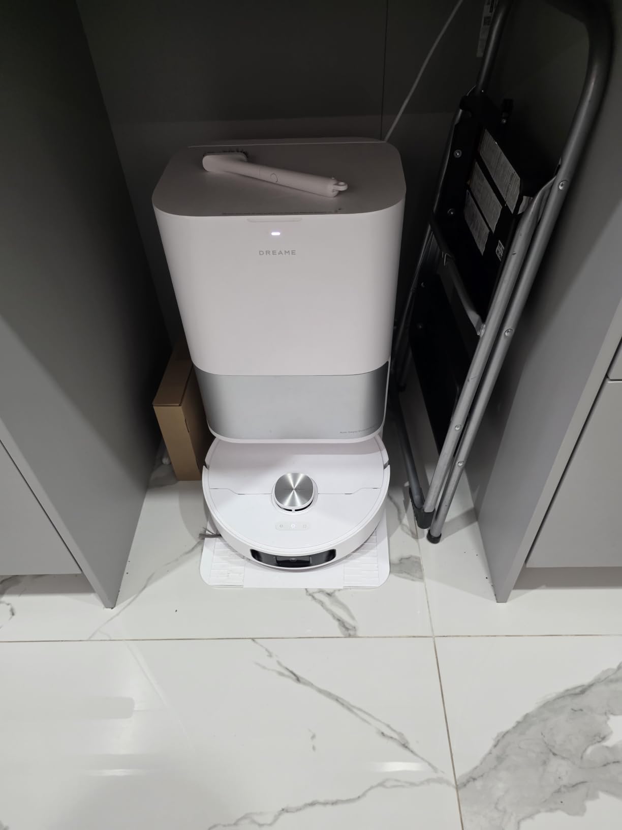 DREAME L10s Ultra Gen 2 Robot Vacuum and Mop, 10,000Pa Suction, MopExtend Tech, All-in-One Base Station, 75 Days Auto-Empty, Mop Self-Washing&Drying, Smart Obstacle Avoidance, Carpet Cleaning customer photo 1