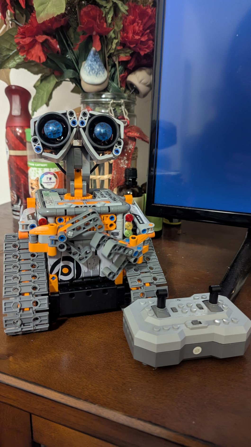 Sillbird Building Robot Kit with Remote Control STEM Gift for Boys Age 8-12 customer photo 1
