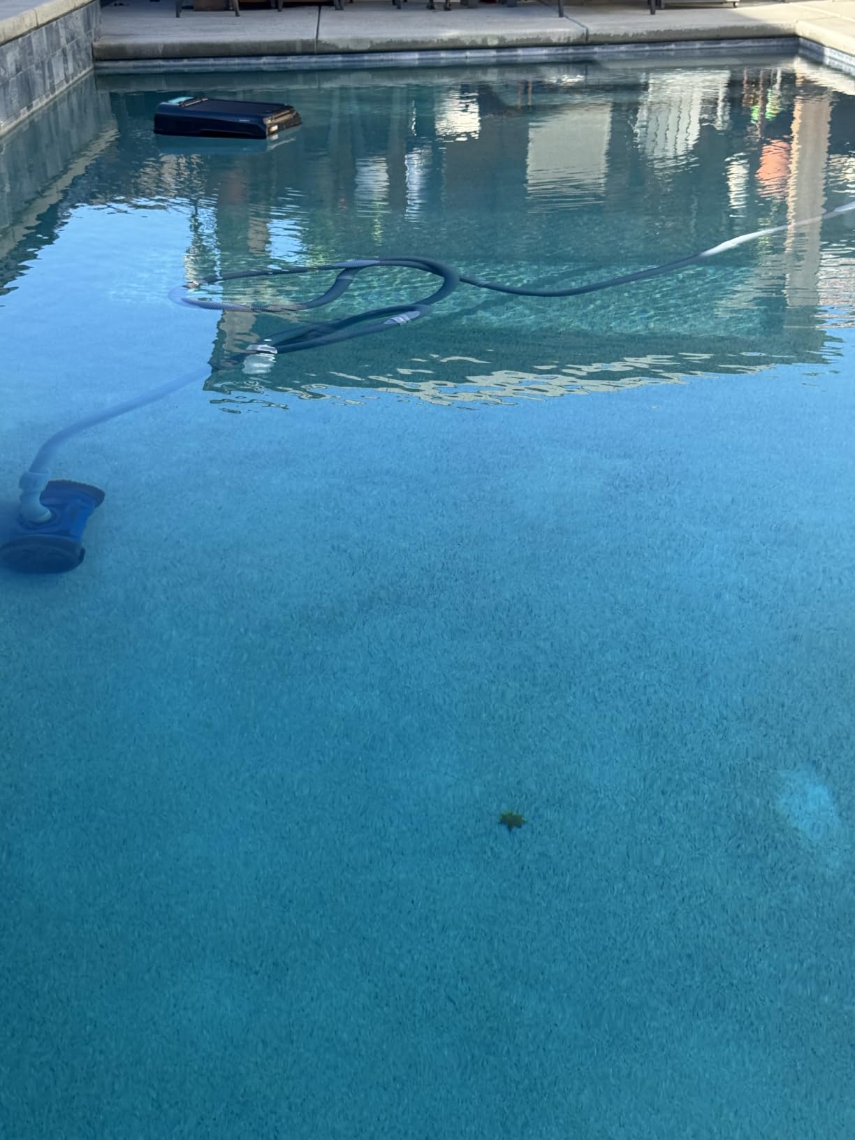 AIPER EcoSurfer S2 Solar Pool Skimmer Robot 24/7 Continuous Cleaning, Gray customer photo 1