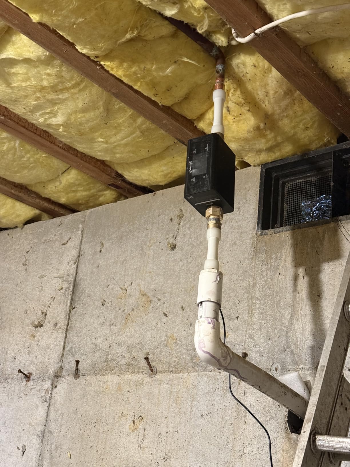 Frizzlife LP365 Smart Water Monitor and Automatic Shutoff Valve - 0.01GPM Ultrasonic Micro Leak Detection, APP Wi-Fi Remote Control, Real-Time Flow/Temp Alarm, 24/7 Water Usage Reports, 3/4