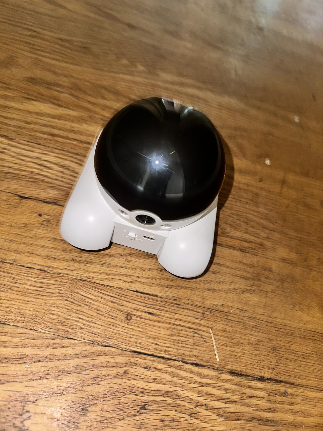AEZ Robot Camera on Wheels 1080P Dual Lens,Indoor Movable Security Camera with 2-Way Talk,Blinky Bot with Night Vision,Distance Bot App Control for Cats/Dogs/Baby/Elderly (SD/Cloud Storage) customer photo 1