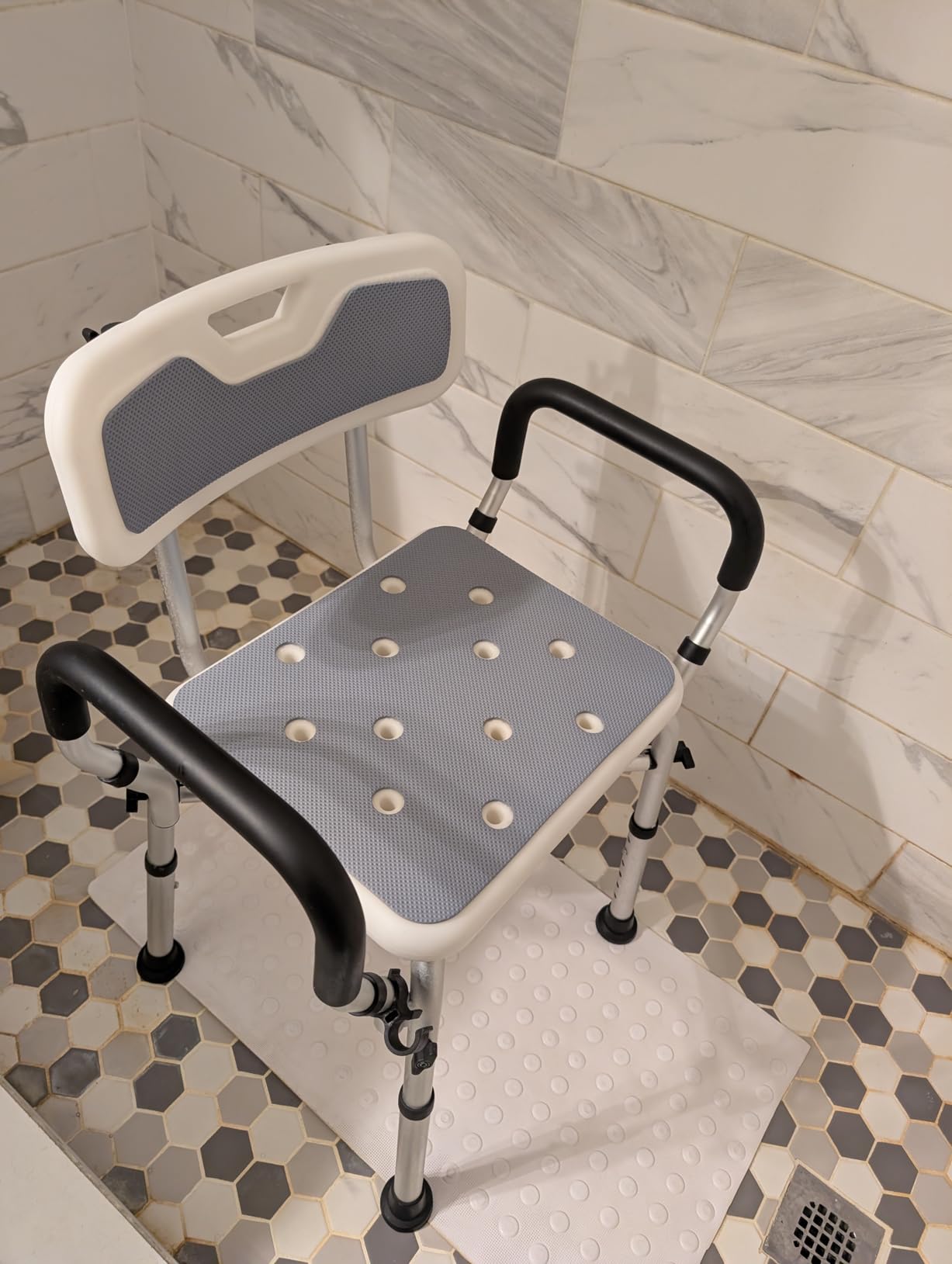 BRITULIF Shower Chair with Arms and Back for Inside Shower, 550 lb Capacity customer photo 1