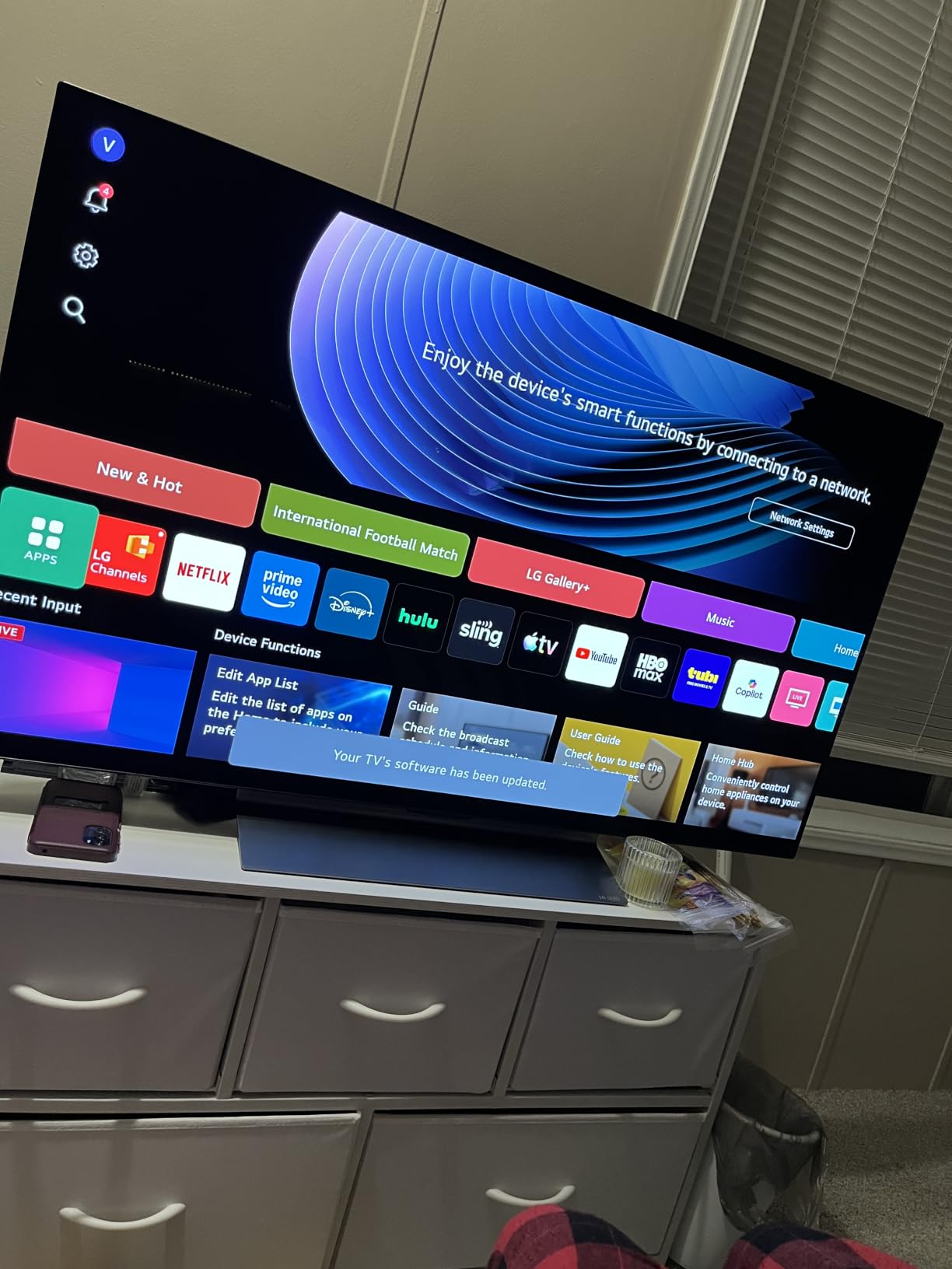 LG 42-Inch OLED evo AI 4K C5 Series Smart TV (OLED42C5PUA, 2025) customer photo 2