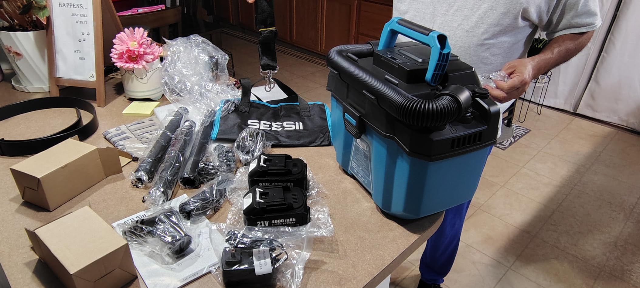 Seesii Cordless Wet Dry Shop Vac, 2 x 4.0Ah Rechargeable Batteries customer photo 2