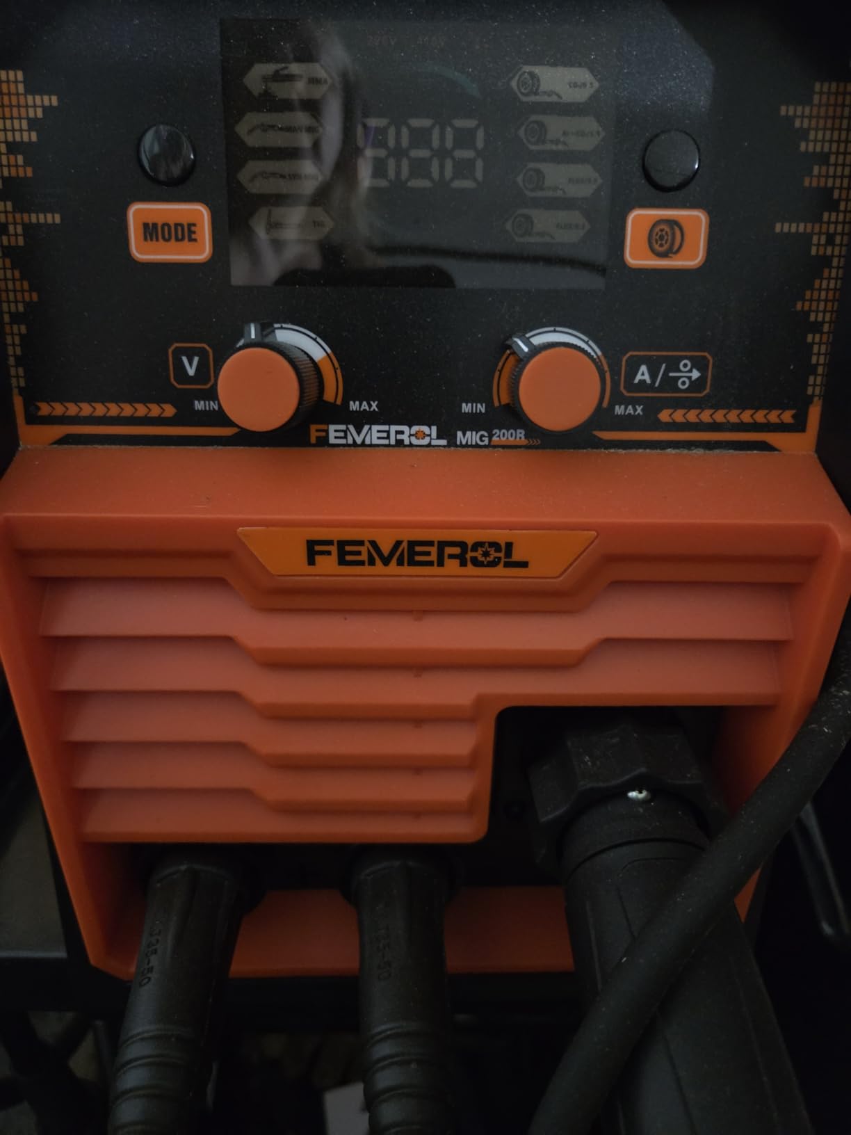 FEMEROL 140A 3 in 1 MIG Welder,Flux Core, MIG/Lift TIG/Stick Welding Machine 110V Portable IGBT Inverter Synergic Control, LED Display with Welding Helmets customer photo 1