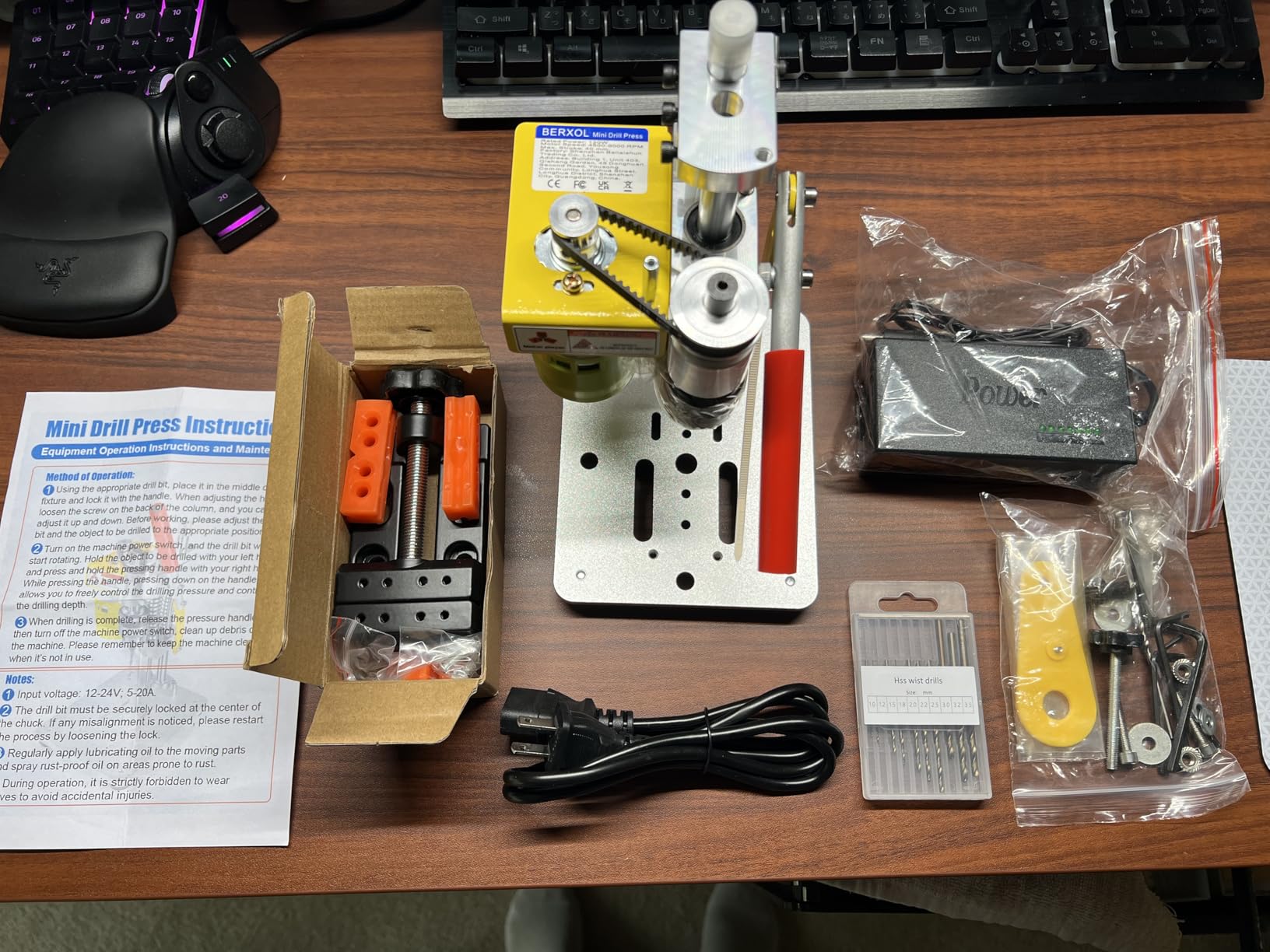 Mini Drill Press, Benchtop Portable Electric Drilling Machine, B10 Chuck customer photo 2
