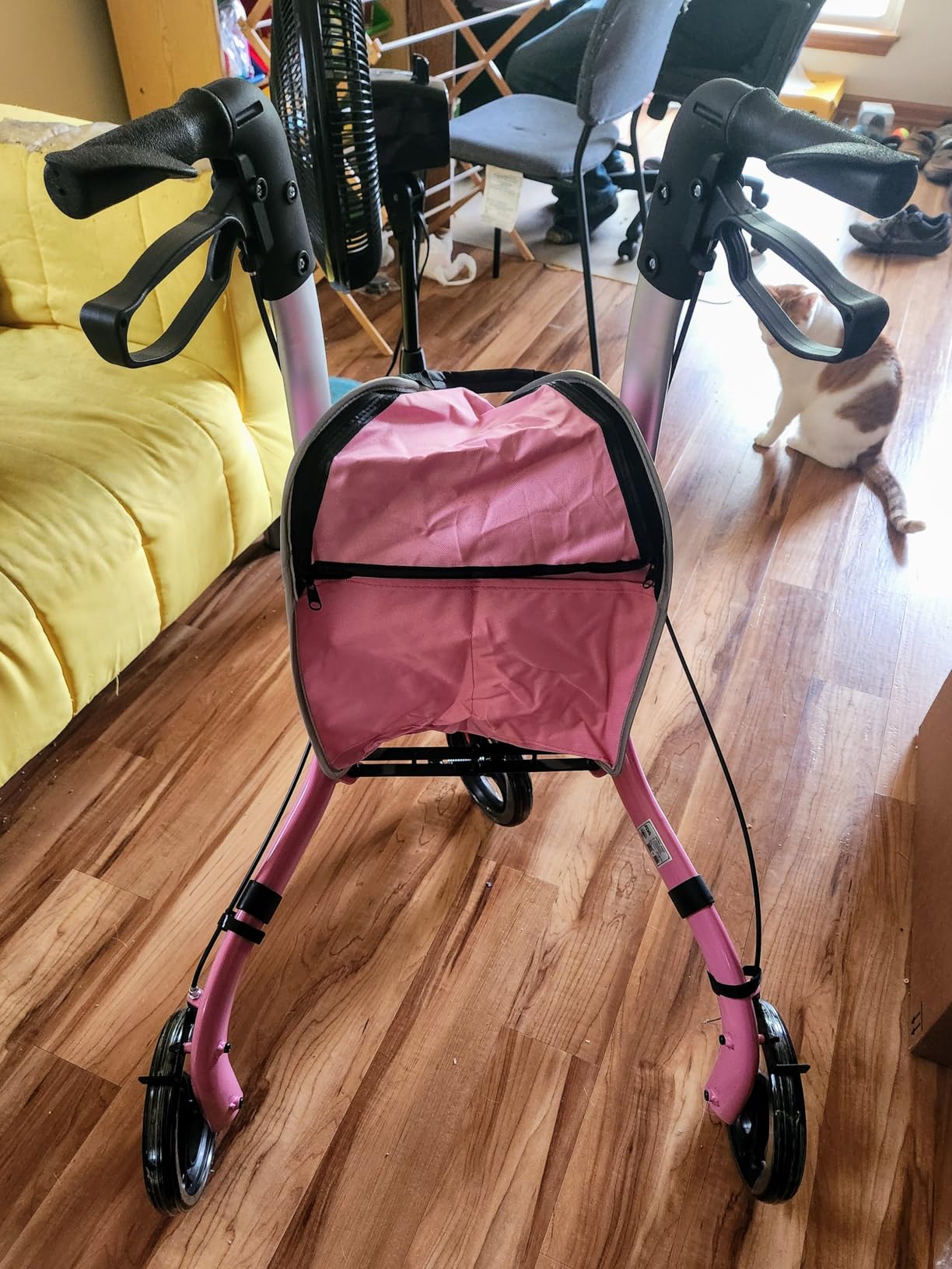 HOMLAND Foldable 3 Wheel Walkers for Seniors, Lightweight Aluminum Frame customer photo 2