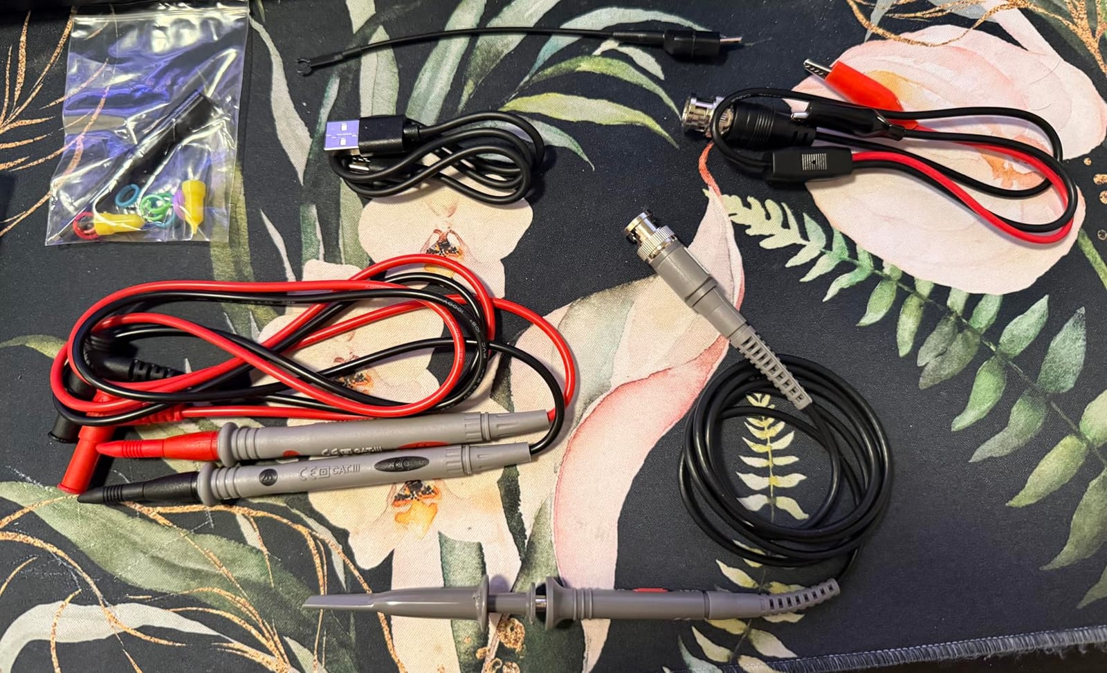 FNIRSI DST-210 3-in-1 10MHz Handheld Oscilloscope Multimeter DDS Generator customer photo 1