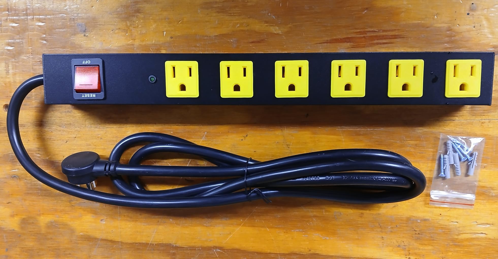 Heavy Duty 6 Outlet Metal Long Power Strip, 2700J Surge Protector with 15A Circuit Breaker, 6FT Extension Cord, Wall Mount for Garage, Workshop & Industrial Use, Wide Spaced (6ft) customer photo 1