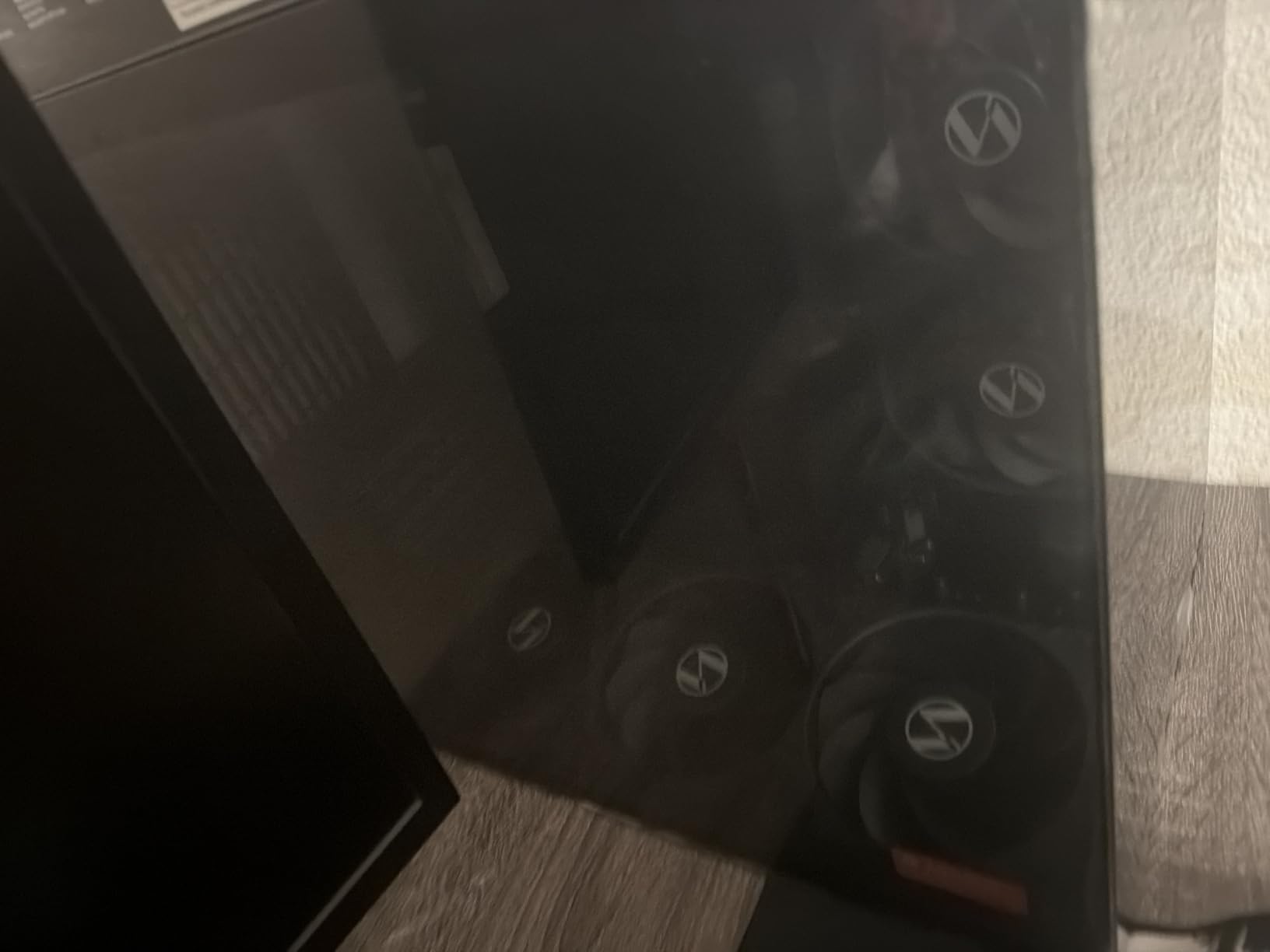 Lian Li O11D Mini V2 Flow ATX PC Case with 5 Non-RGB Reverse Fans, Black customer photo 2