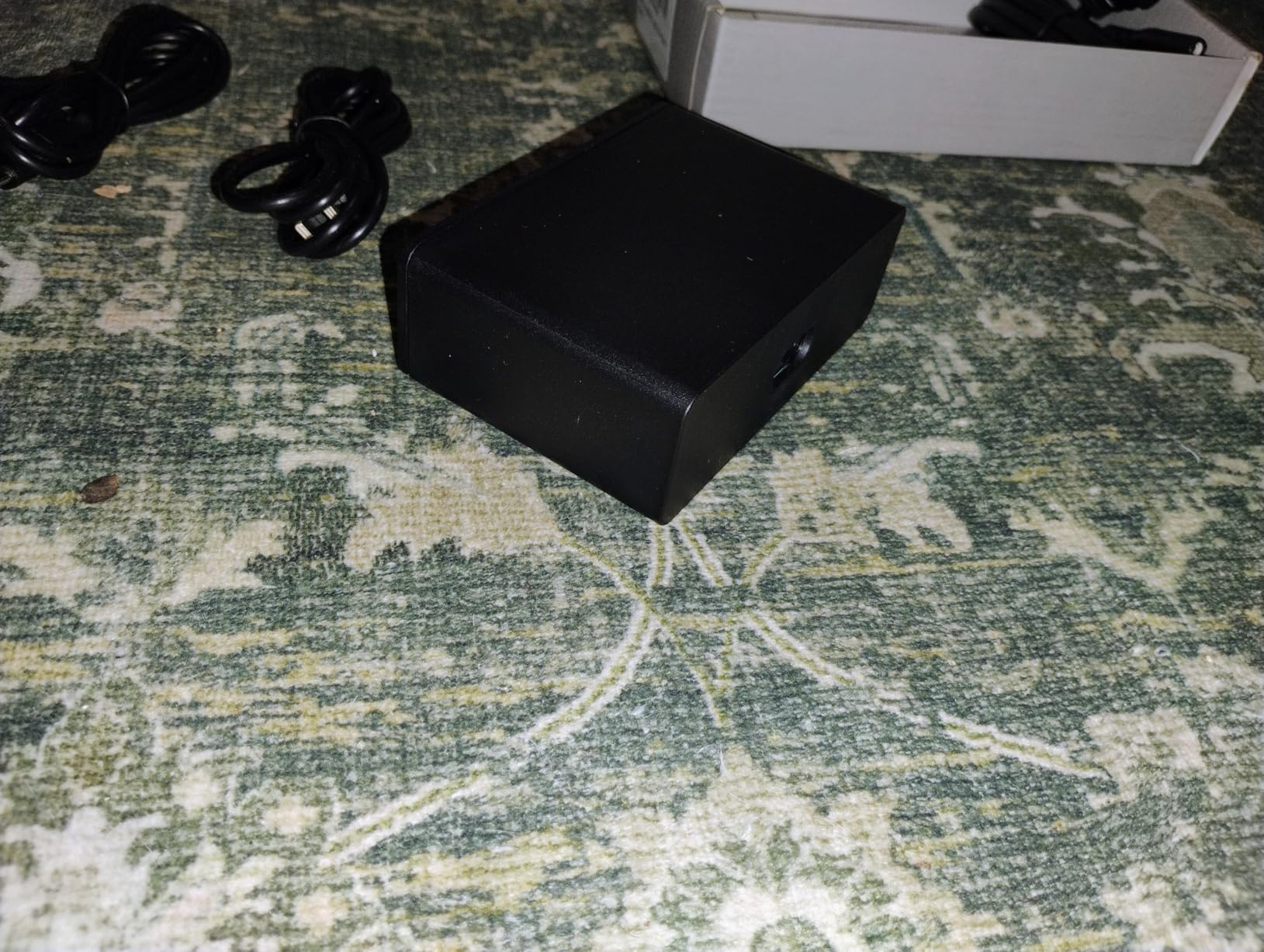 USB C Charging Station 10 Port with 4 Cables,245W GaN Charger Block customer photo 2