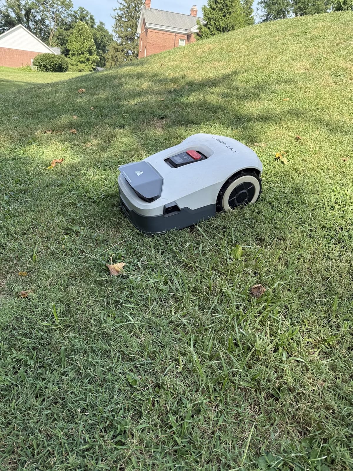 ANTHBOT Genie1000 Robot Lawn Mower NO Wire customer photo 2