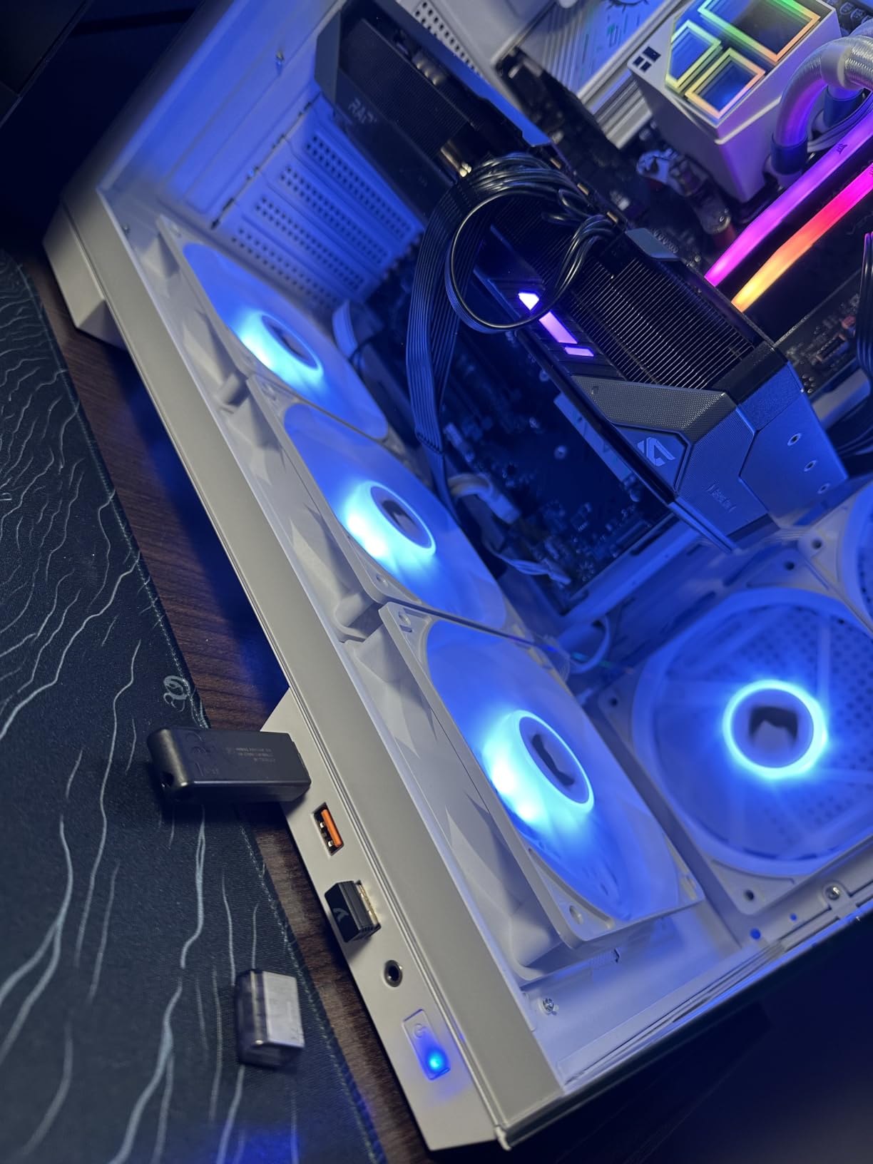 H1 HYXN ATX PC Case - Pre-Installed with 7 PWM ARGB Fans - Dual Cavity Mid-Tower PC Gaming Case - with Type-C - Can Hold up to 3X 360mm Radiator Support simultaneously (Black, H1) customer photo 1