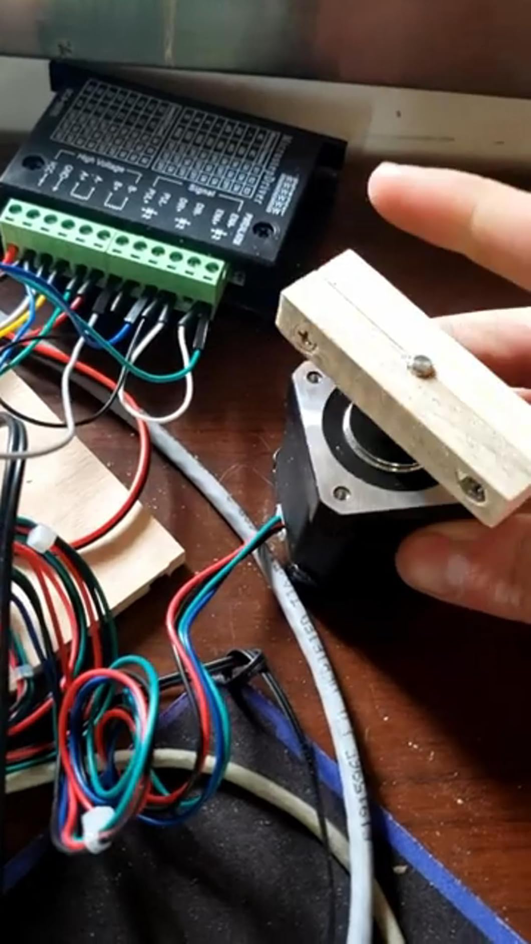 TB6600 Stepper Motor Driver 4A DC9-42V for NEMA 17 23 Stepper Driver Controller for 42/57/86 Type 2-Phase 4-Phase Stepper Motor (TB6600-1pcs) customer photo 1