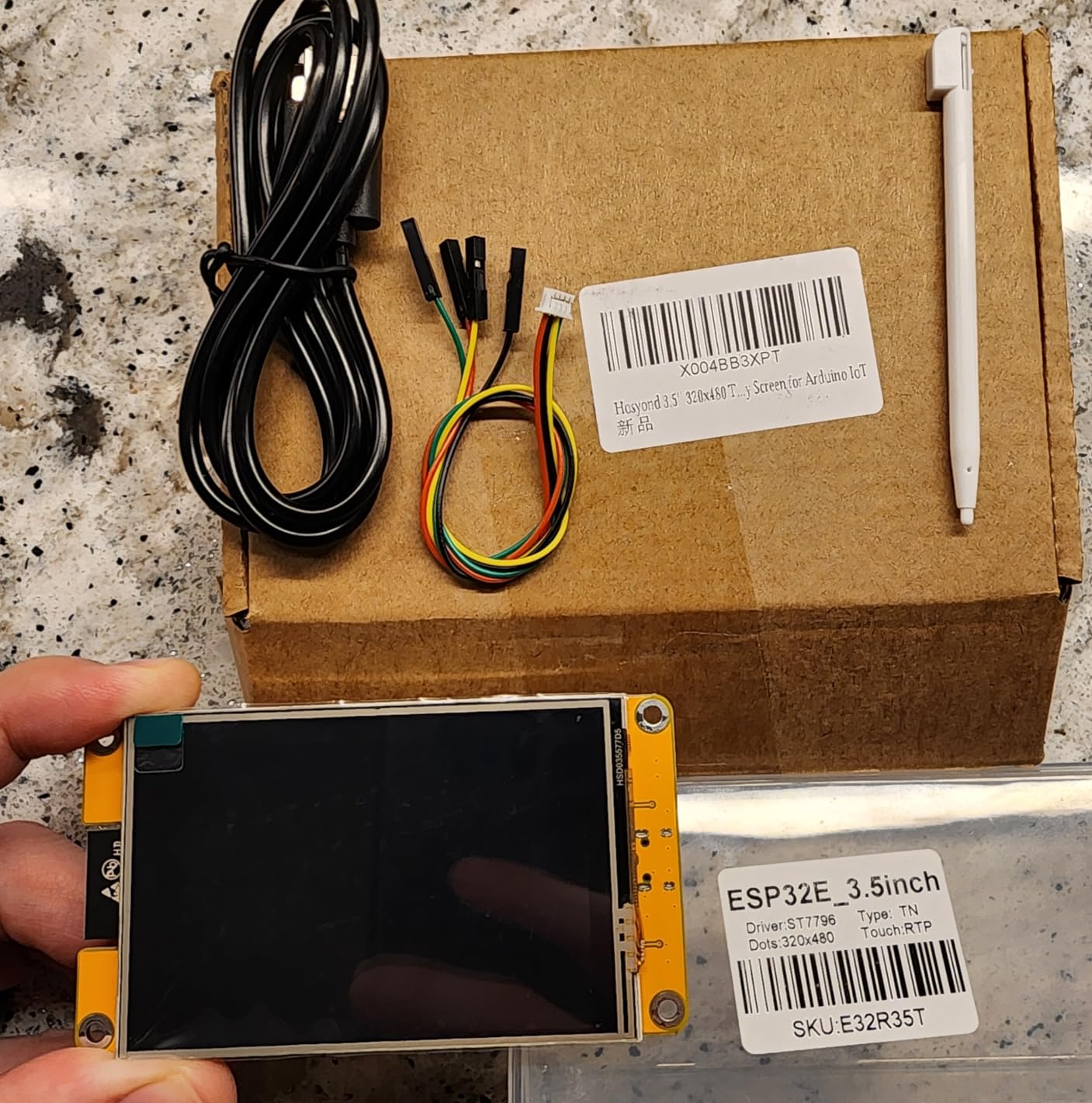Hosyond 4.0'' 320x480 Touch Screen with ESP32-32E ESP32 Display with WiFi+BT, ST7796S Driver LCD TFT Screen Module for Arduino IoT customer photo 1