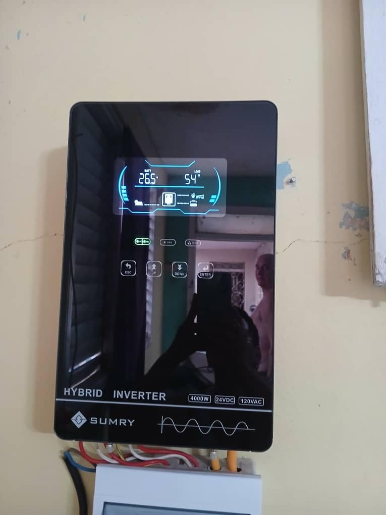 SUMRY Hybrid Solar Inverter, 4000W DC24V to AC120V Pure Sine Wave Power customer photo 1