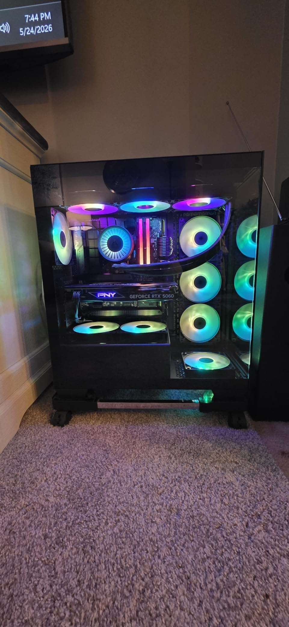 CORSAIR 3500X RS ARGB Panoramic Mid-Tower PC Case – Black customer photo 1