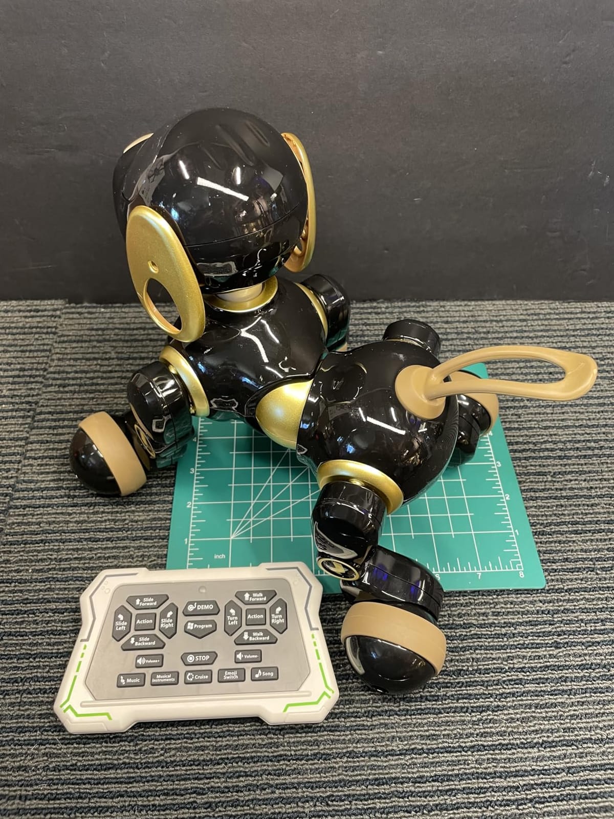 Ruko 18011 Smart Robot Dog, Interactive Puppy with 30 LED Expressions customer photo 2