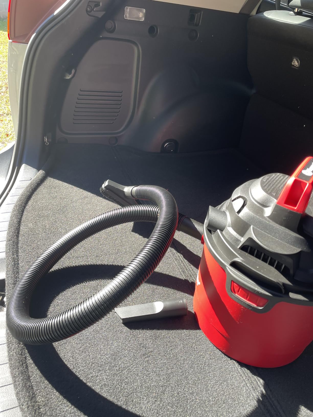 Vacmaster DVOM202P 1101 2.5-Gal 20V Cordless Portable Wet/Dry Vac Red customer photo 1