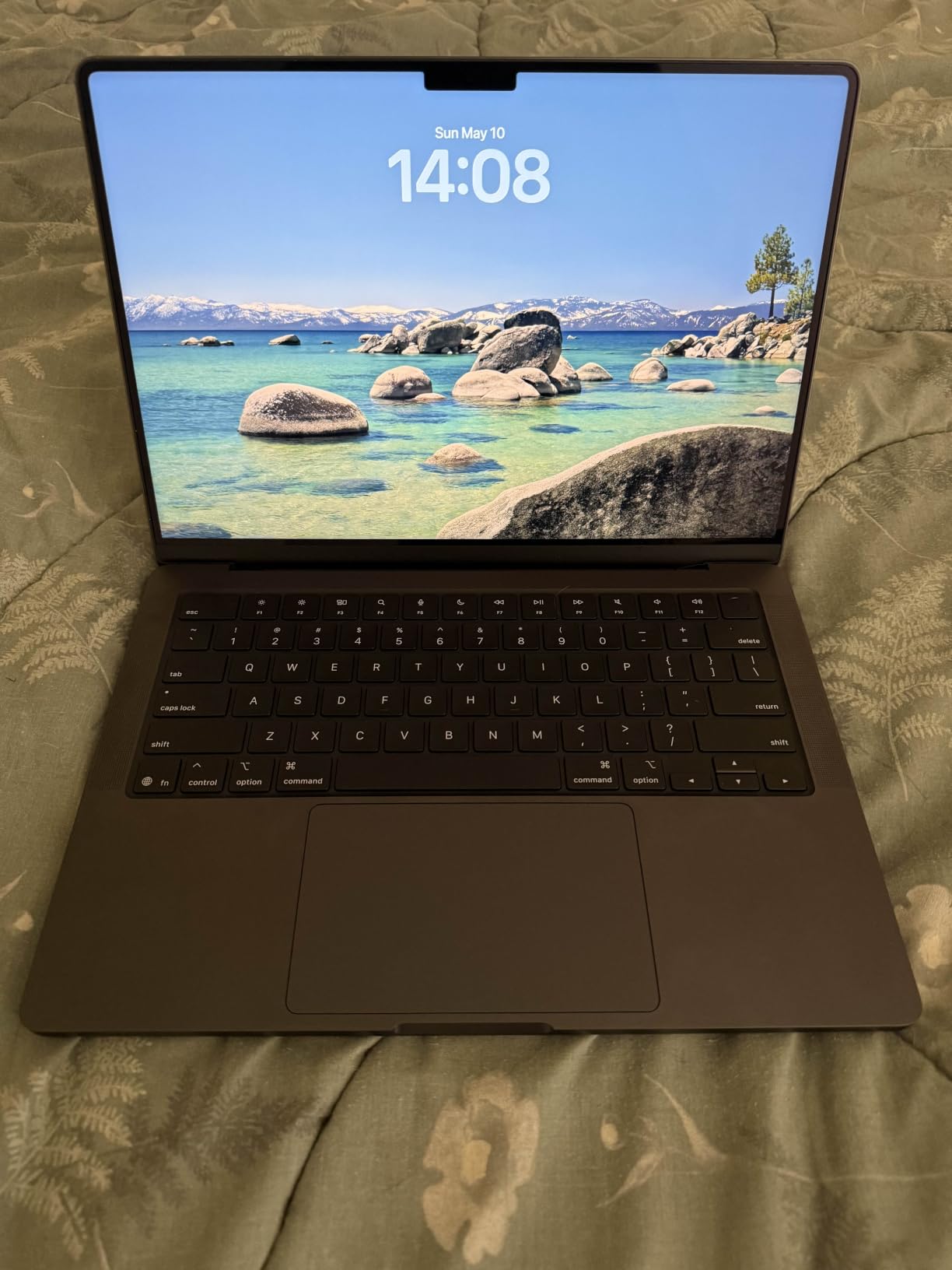Apple 2025 MacBook Pro Laptop with Apple M5 chip with 10‑core CPU and 10‑core GPU: Built for AI, 14.2-inch Liquid Retina XDR Display, 16GB Unified Memory, 1TB SSD Storage; Space Black customer photo 1