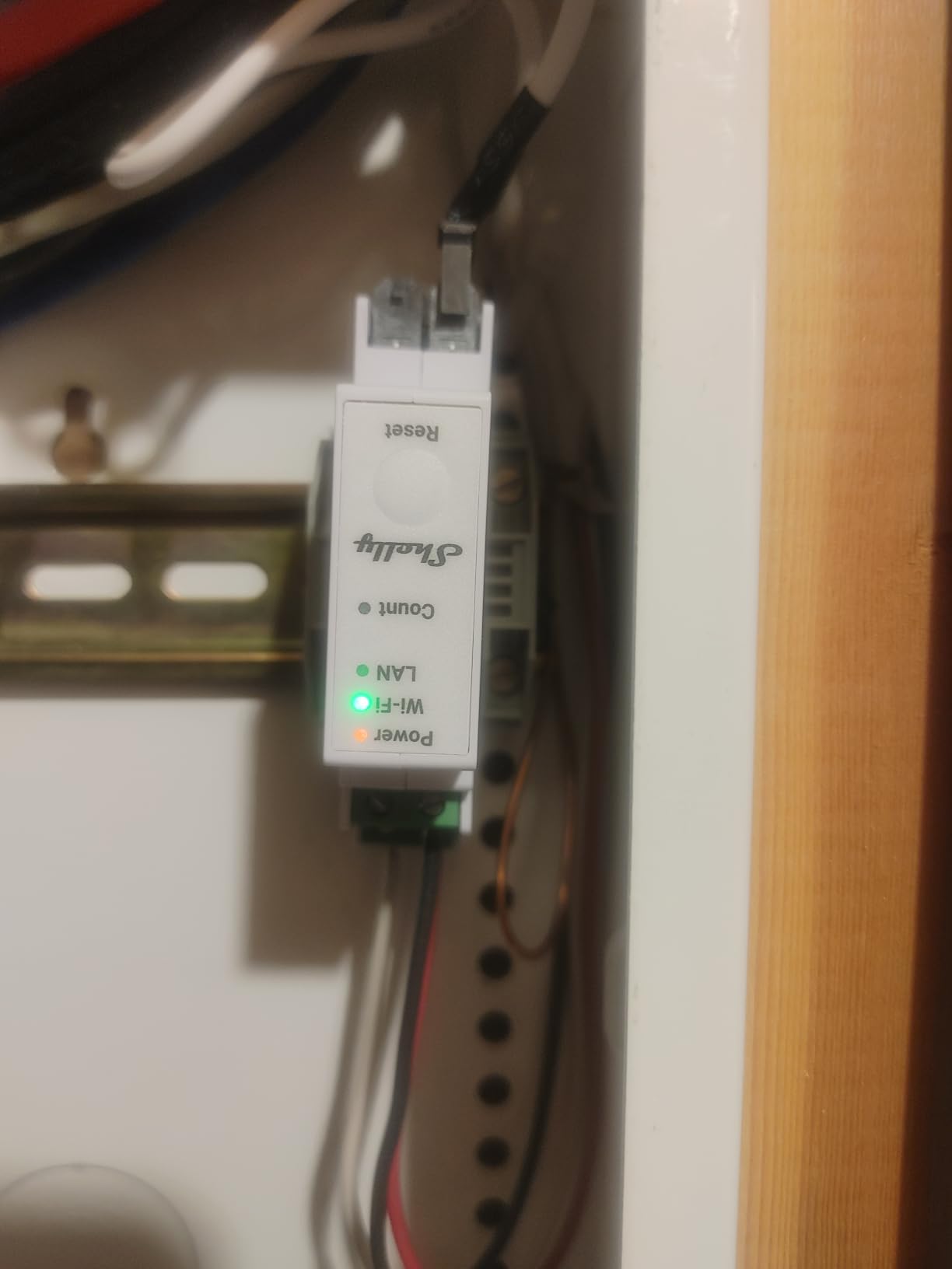 Shelly Pro 3EM (120A) v2 | Wi-Fi, Matter & LAN, 3-Phase Smart Energy Meter | Home Automation | Compatible with Alexa, HomeKit, Google Home SmartThings | Real-time Monitoring | No Hub | Solar Panels customer photo 1