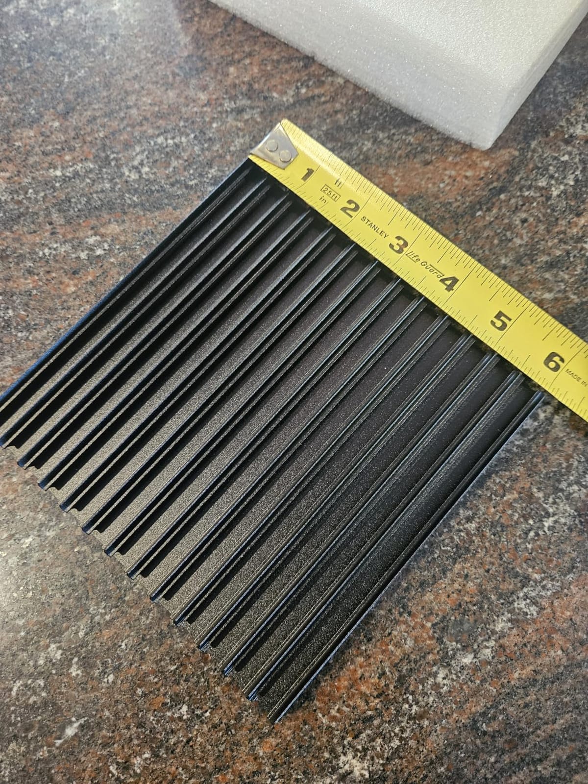 Longer Honeycomb Working Table,153.3mm x 153.3mm Mini Honeycomb Working Bed for Ray5 mini/miniS Laser Engraving Machine, Fast Heat Dissipation and Smoke Diffusion for Table-Protecting，6.04 * 6.04in customer photo 2