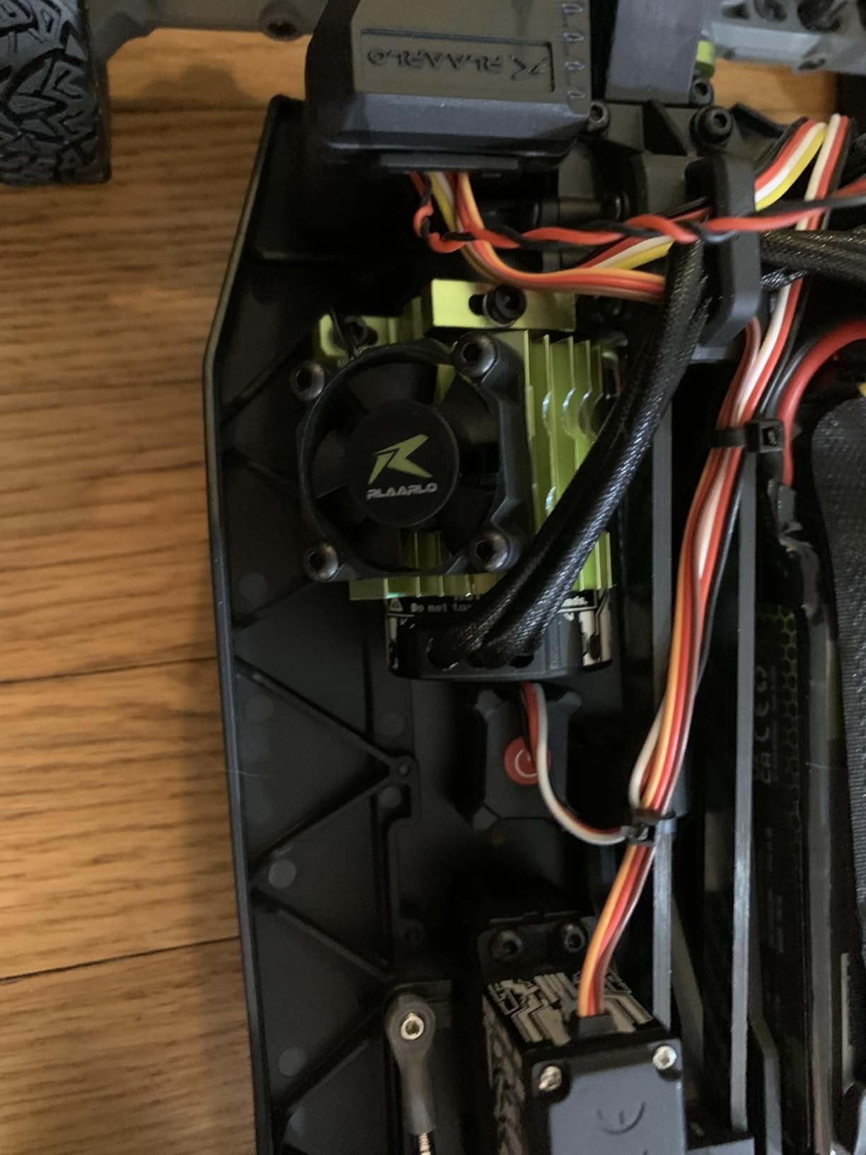 RLAARLO 1/10 Brushless RC Cars, 4×4 Buggy, 50+ MPH, Carbon Fiber, Ages 8+ customer photo 1