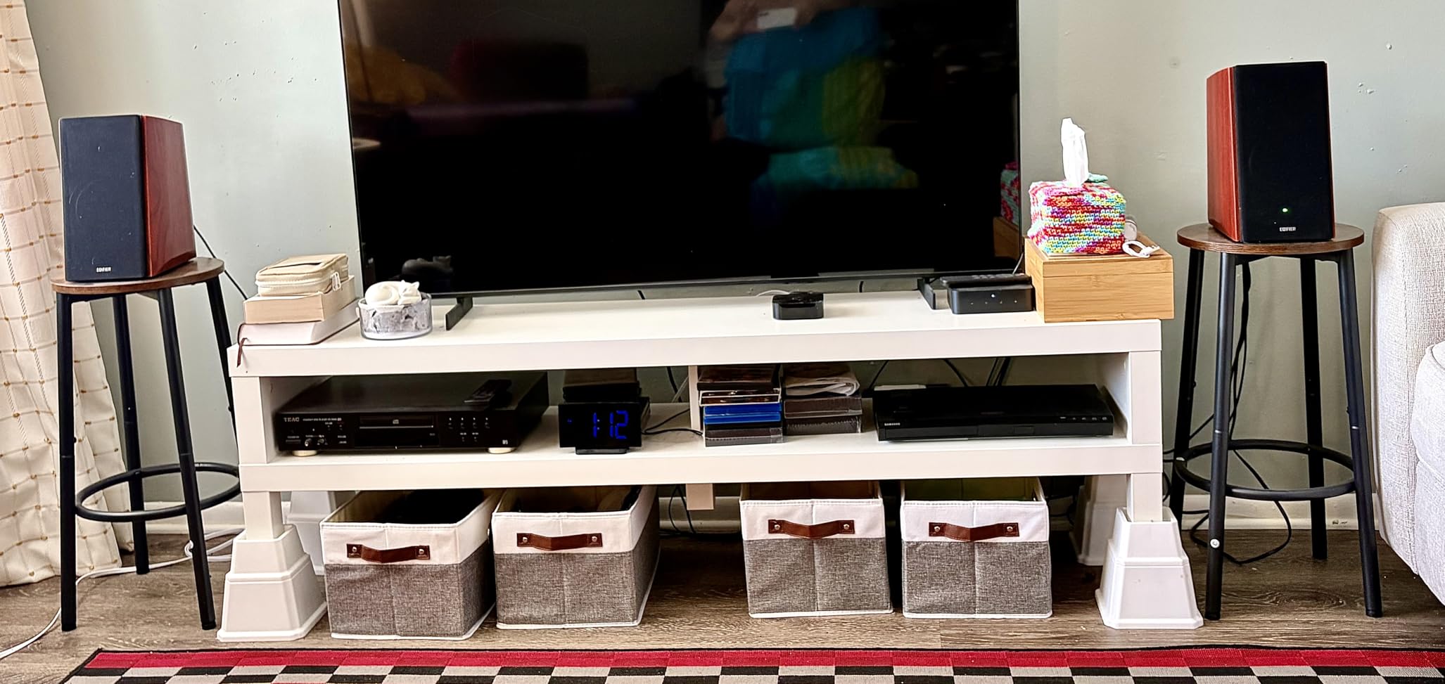 Edifier R2000DB Powered Bluetooth Bookshelf Speakers, 120W RMS, Warmoak customer photo 2