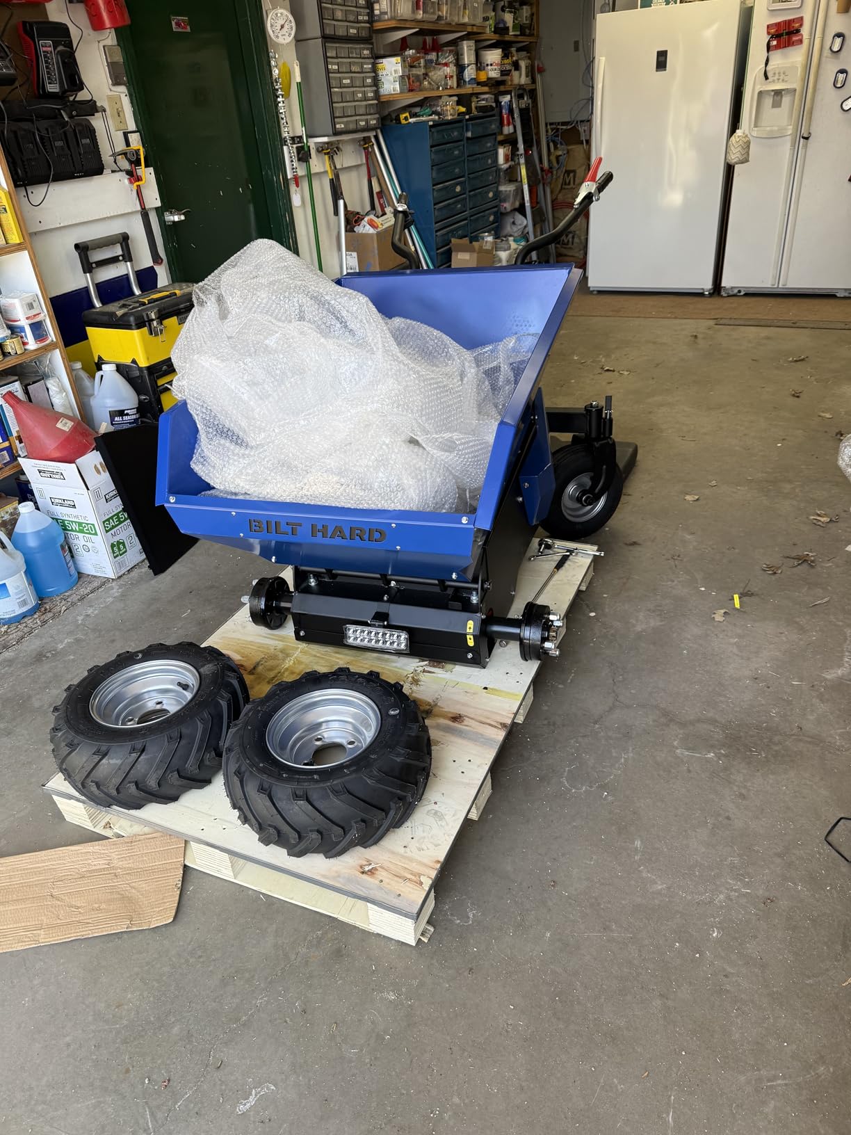 BILT HARD 1100 LBS Electric Mini Dumper with 3X Faster Hydraulic Tipping, Battery Powered (48V 32Ah), Wheelbarrow Dump Cart Electric with 1000W Brushless DC Motor for Construction & Job Sites customer photo 1