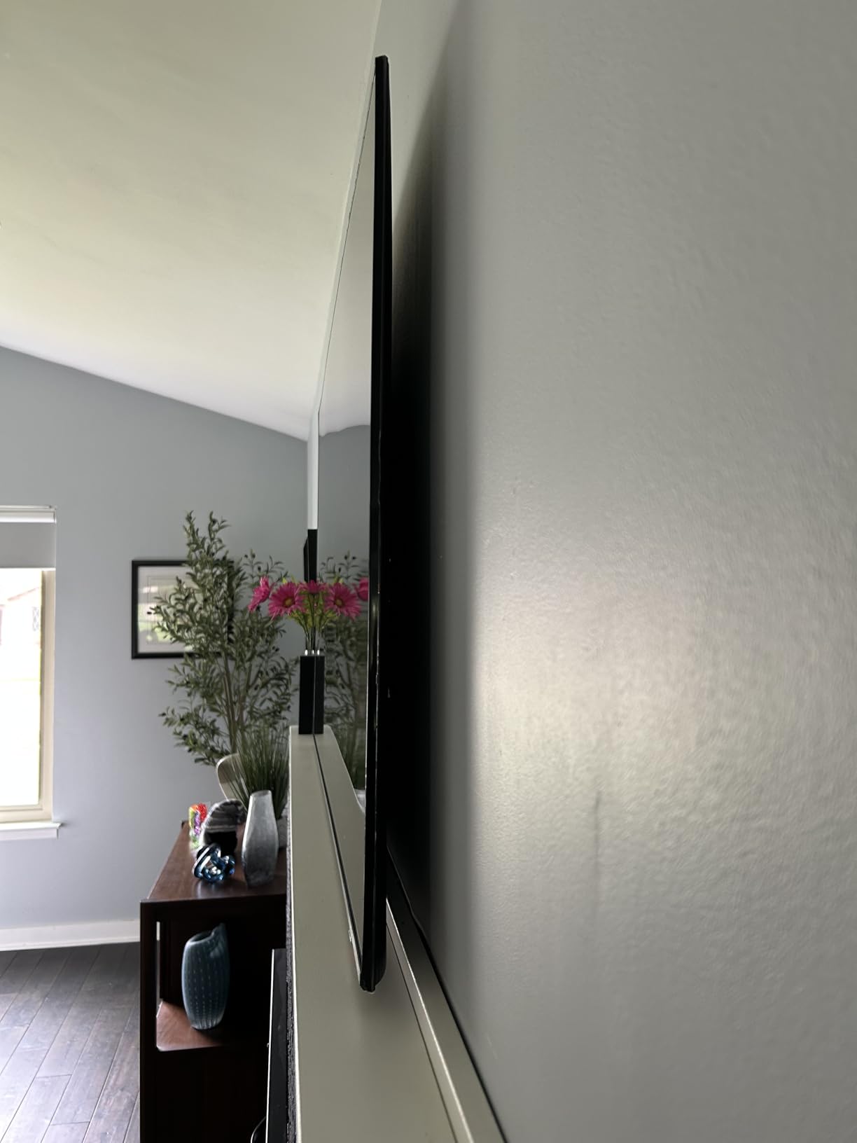 Samsung 65-Inch Class QN70H Series, Neo QLED Mini LED, 4K, Smart TV, 2026 customer photo 1