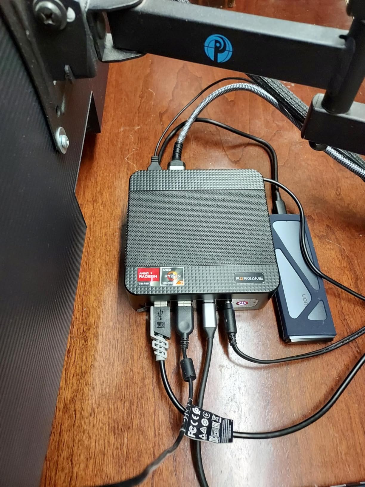 BOSGAME E5 11 Pro Mini PC, AMD Ryzen 5300U 4C/ 8T, Business Home Office PC customer photo 1