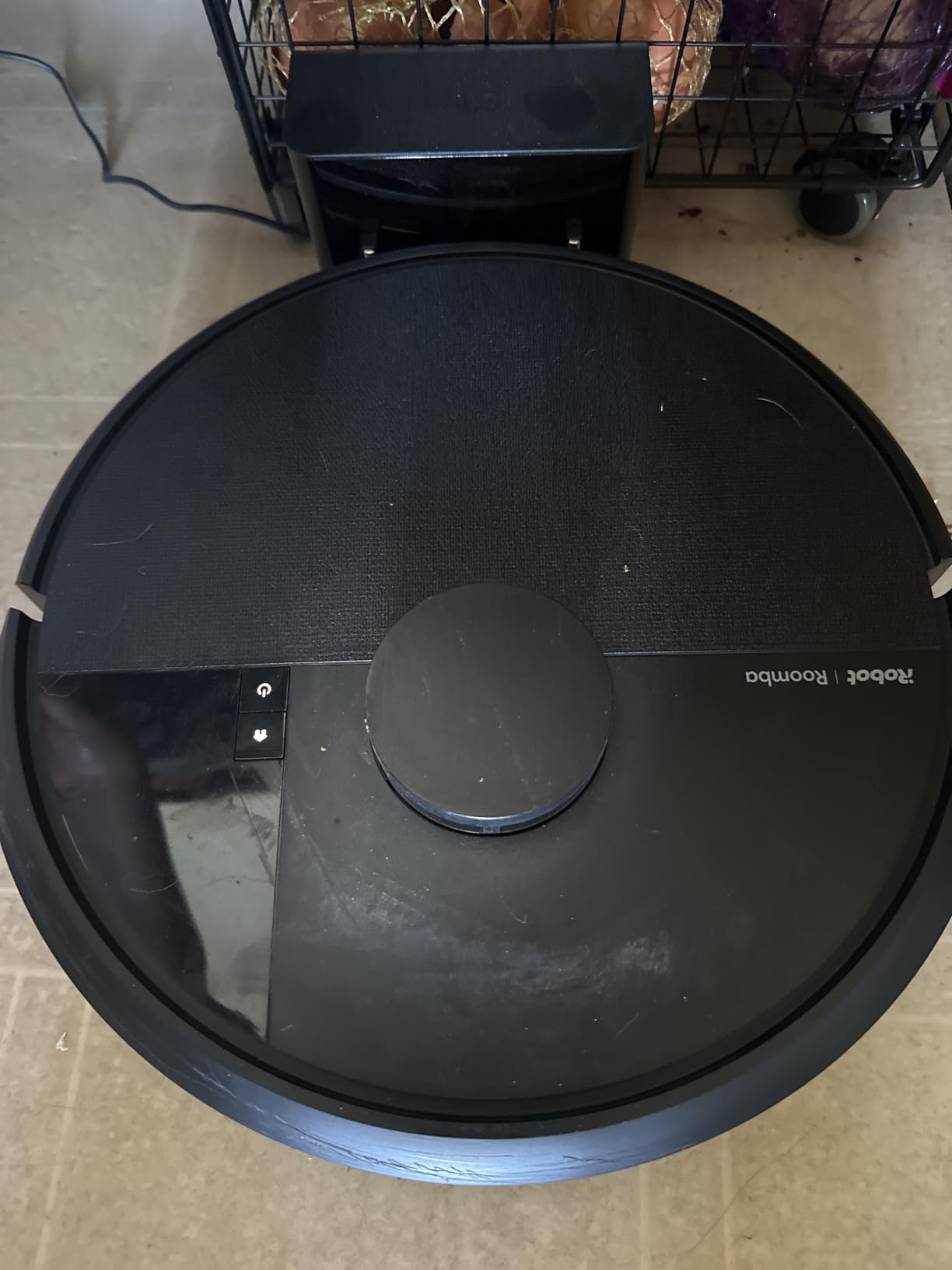 iRobot Roomba 105X Robot Vacuum, Smart LiDAR Mapping, 70X Power‑Lifting Suction, Custom Room Cleaning, App & Voice Control, Auto Recharge, Great for Homes with Pets & Kids customer photo 1