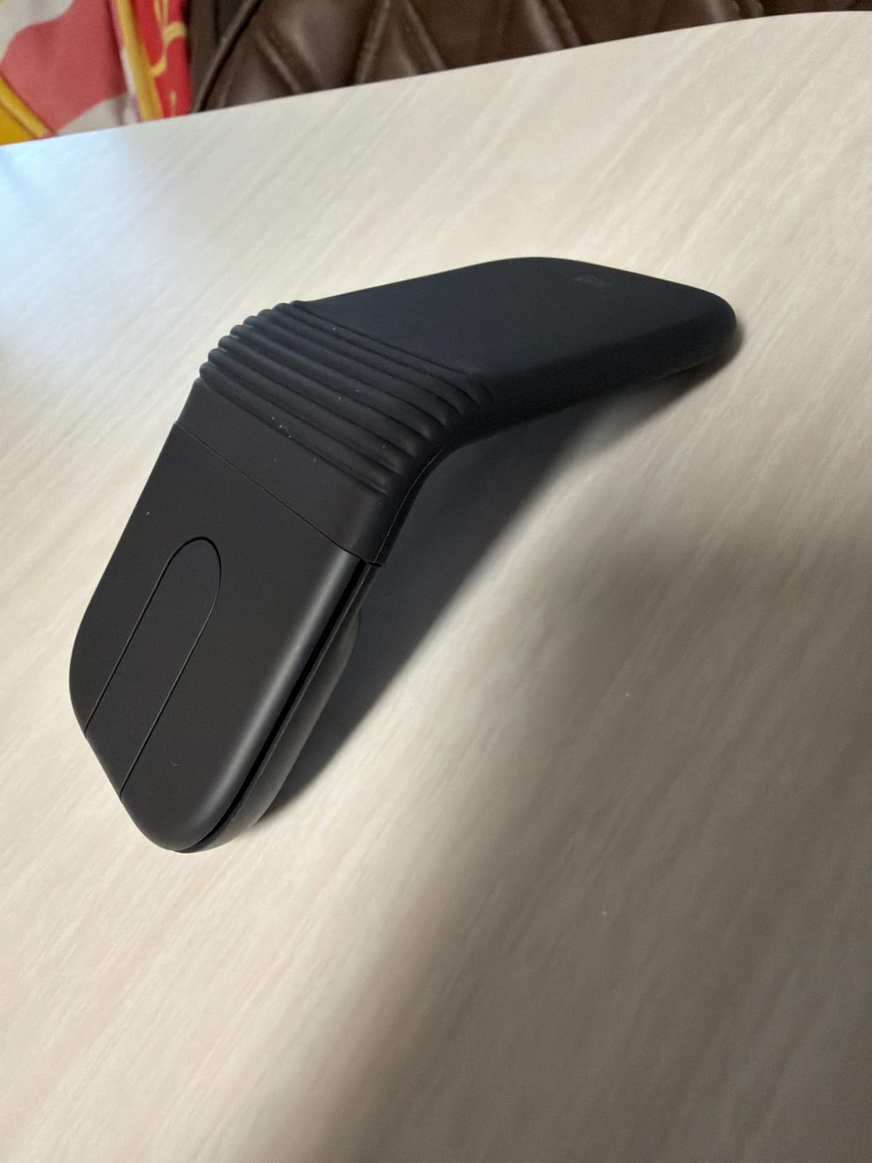 Logitech Mobi Fold Foldable Wireless Mouse with Quiet Click, Graphite customer photo 1