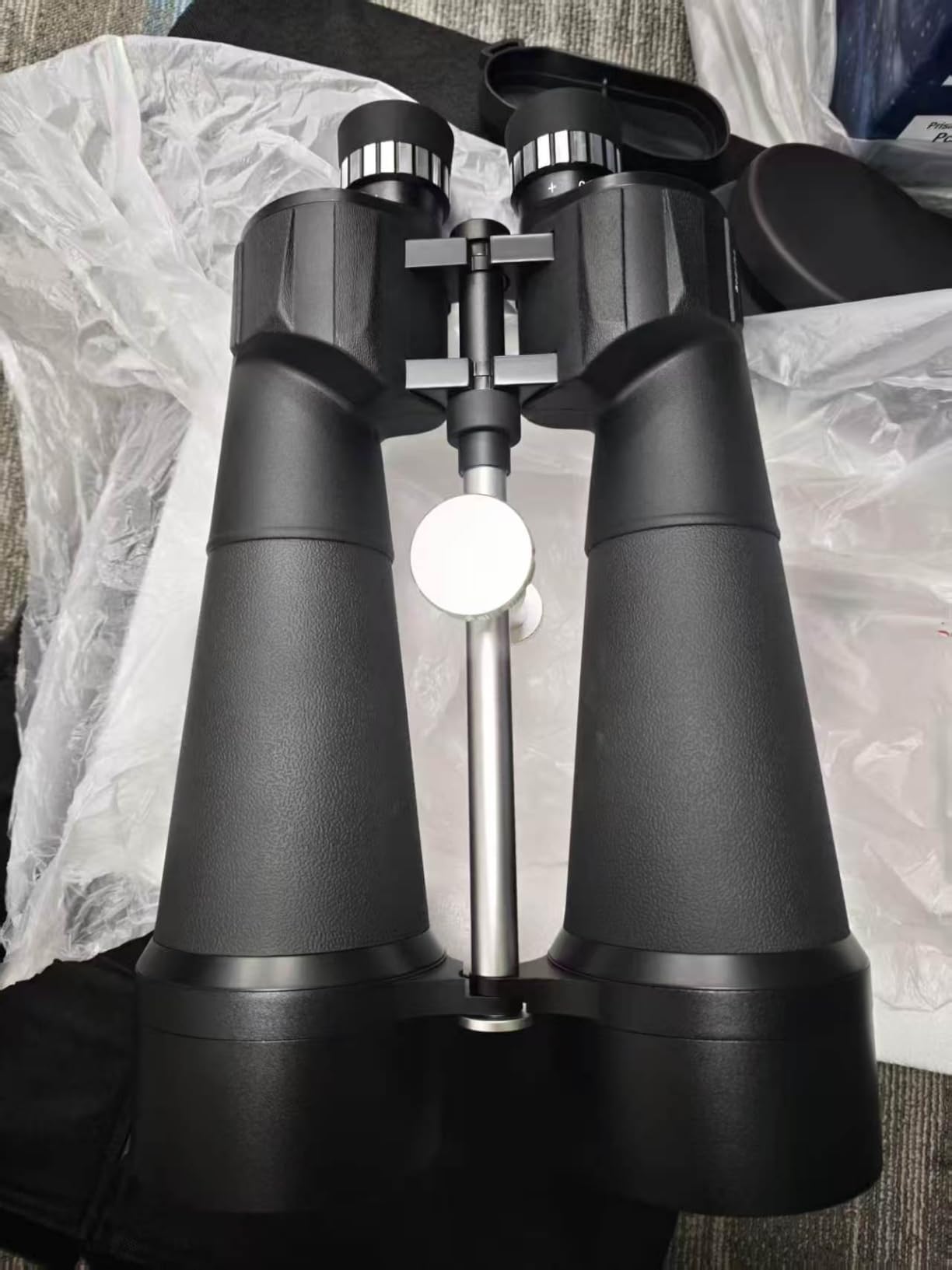 Sogries 25x100 Astronomy Binoculars for Stargazing High Powered Long Range customer photo 2