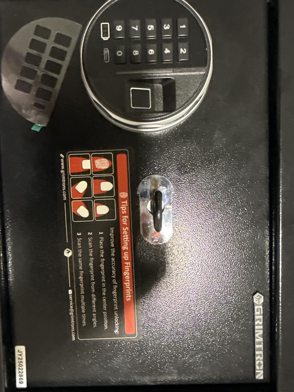 Grimtron 23LB Biometric 4 Pistols Safe with Fingerprint Lock, 3-8 Digit PIN customer photo 1