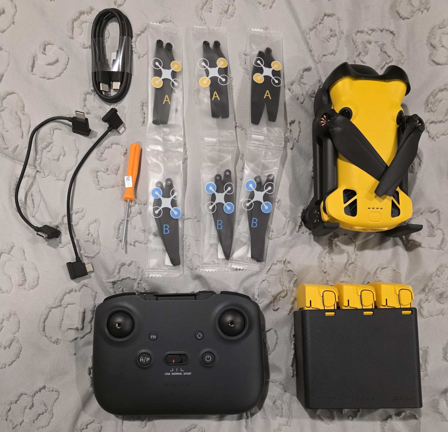 SKYROVER X1 Drone with Camera Combo with Screen Controller, 4K/60fps Video, 8K Photo, 360° Obstacle Avoidance, Under 249g, 9.32-Mi Transmission, AI Night Shot, 96-Min Flight Time with 3 Batteries customer photo 2