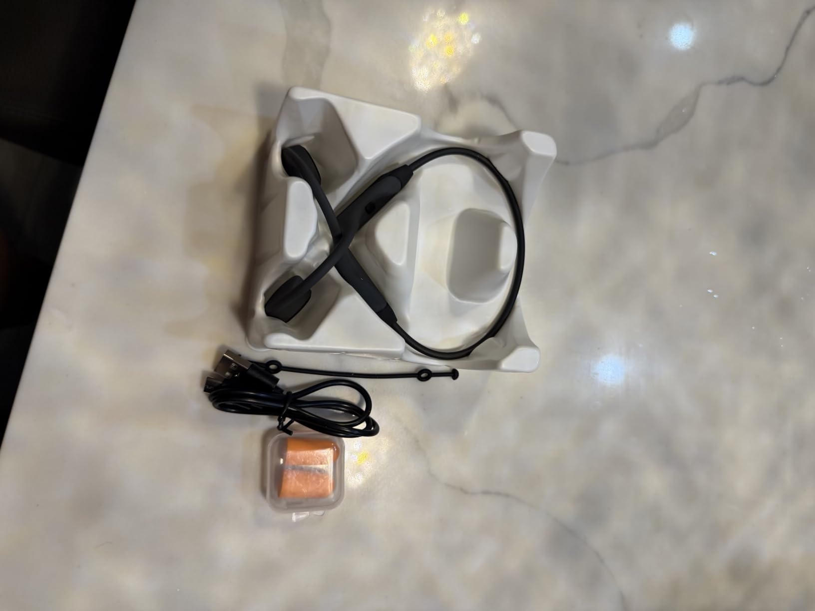 New Bone Conduction Open-Ear Headphones, Bluetooth 6.0, IPX5 Waterproof, 8H Playtime, Lightweight & Comfortable Sports Earphones for Running, Gym, Cycling, Workout, Sweatproof Wireless Headsets customer photo 2