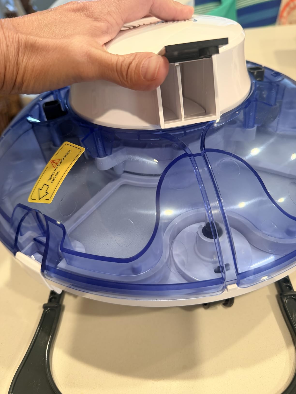 Winny Pool Cleaner Cordless Pool Vacuum Robot for Above Ground Pool customer photo 1